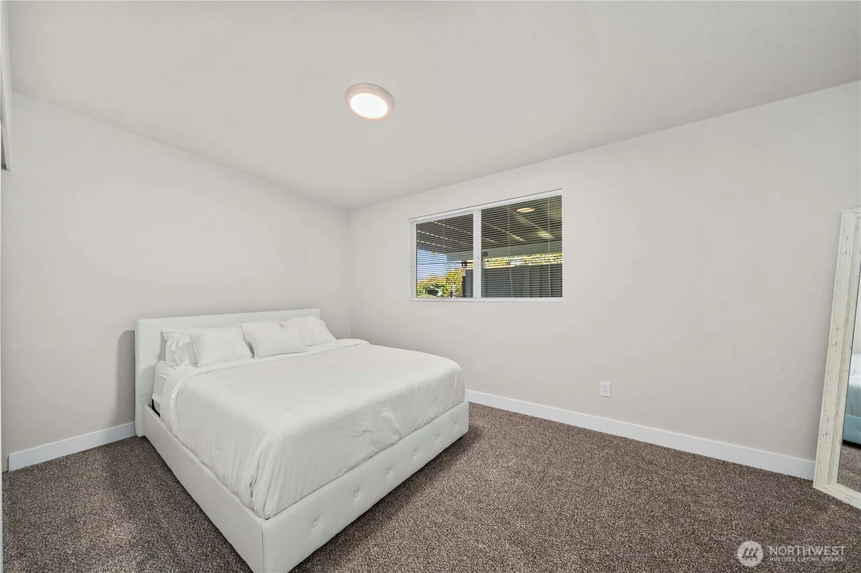 23635 41st Avenue S, Kent, WA 98032