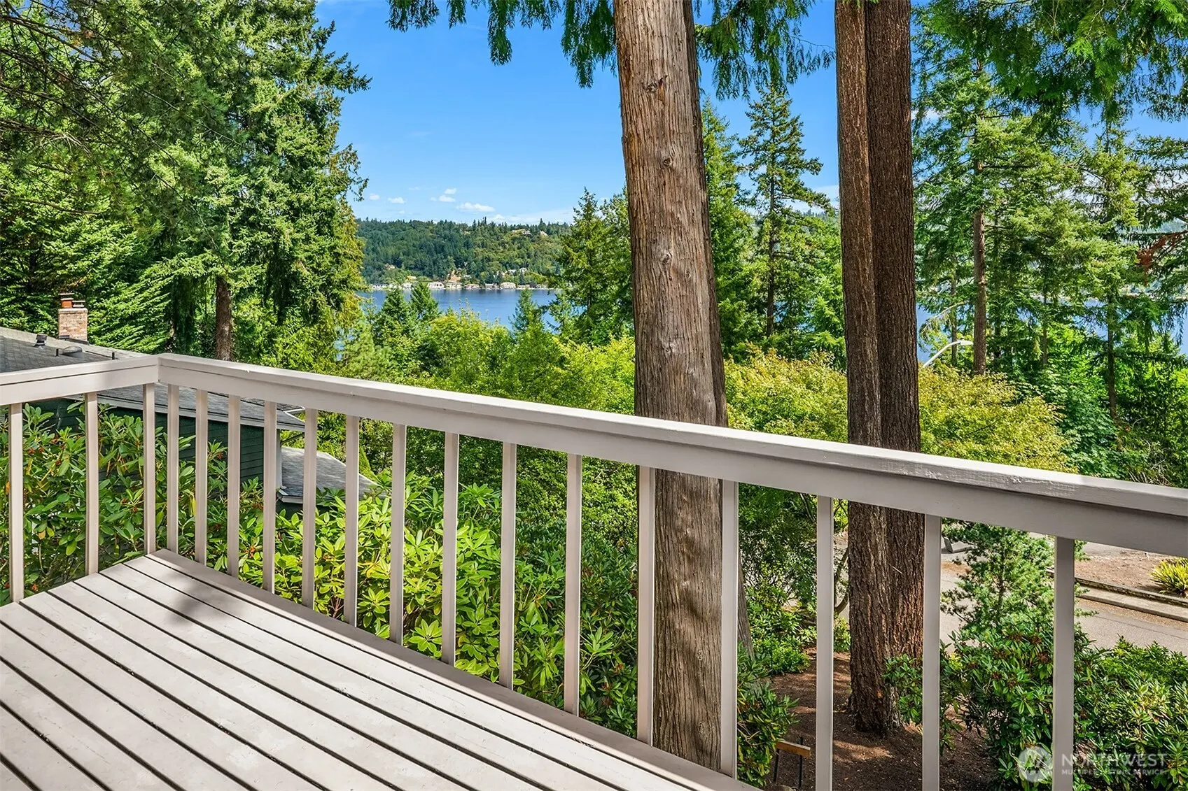 18939 NE 20th Court , Redmond, WA 98052