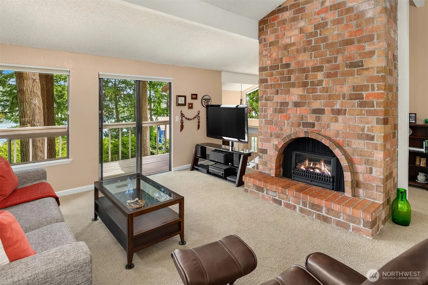 18939 NE 20th Court , Redmond, WA 98052