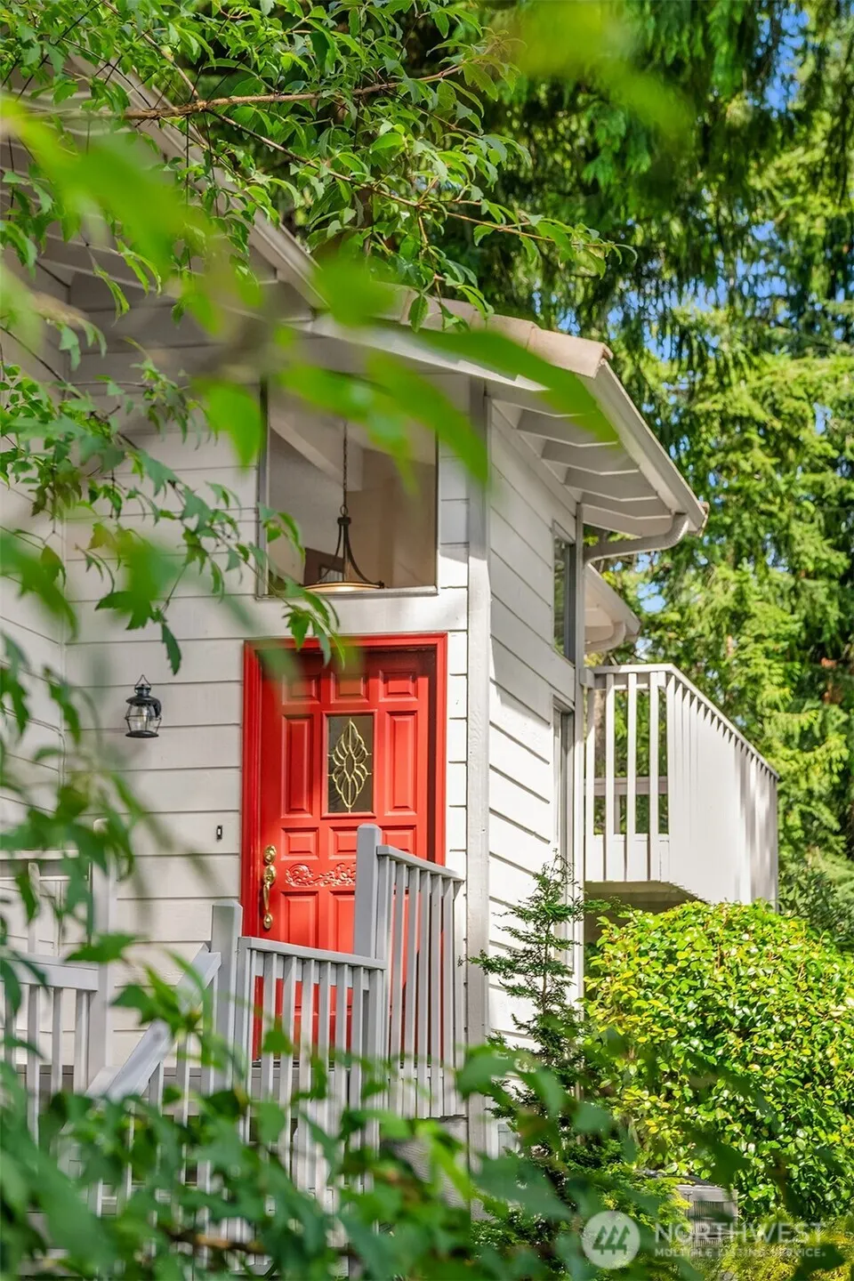 18939 NE 20th Court , Redmond, WA 98052