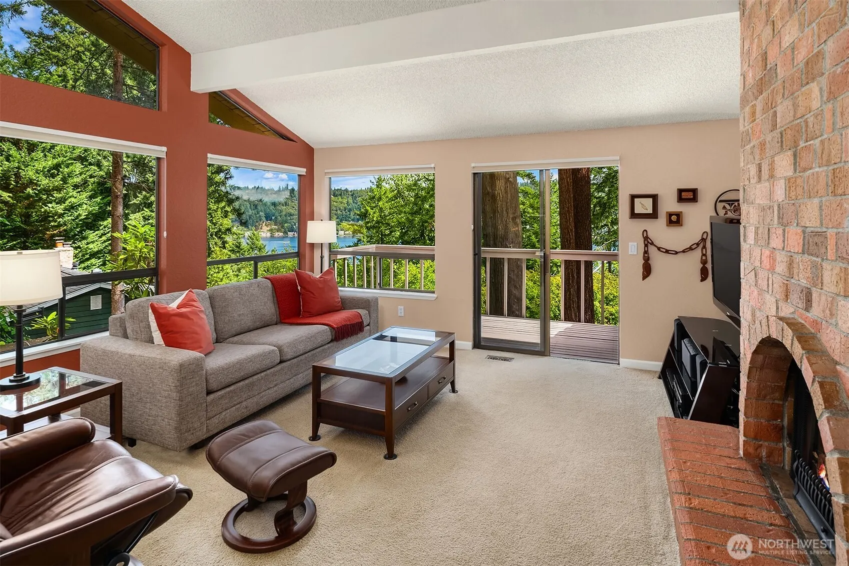 18939 NE 20th Court , Redmond, WA 98052