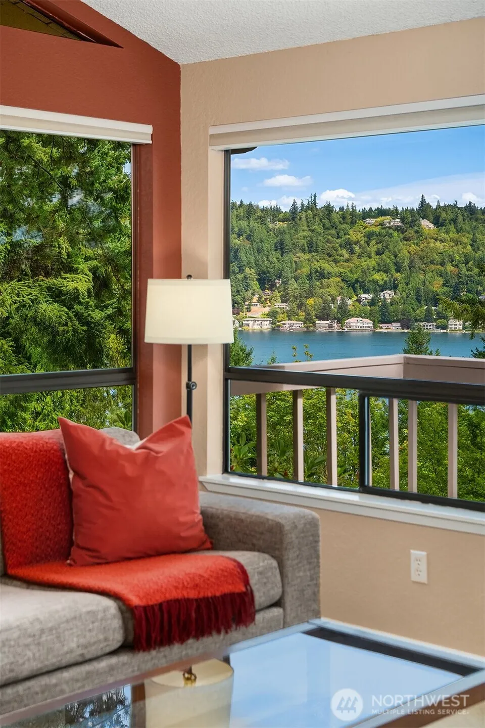 18939 NE 20th Court , Redmond, WA 98052