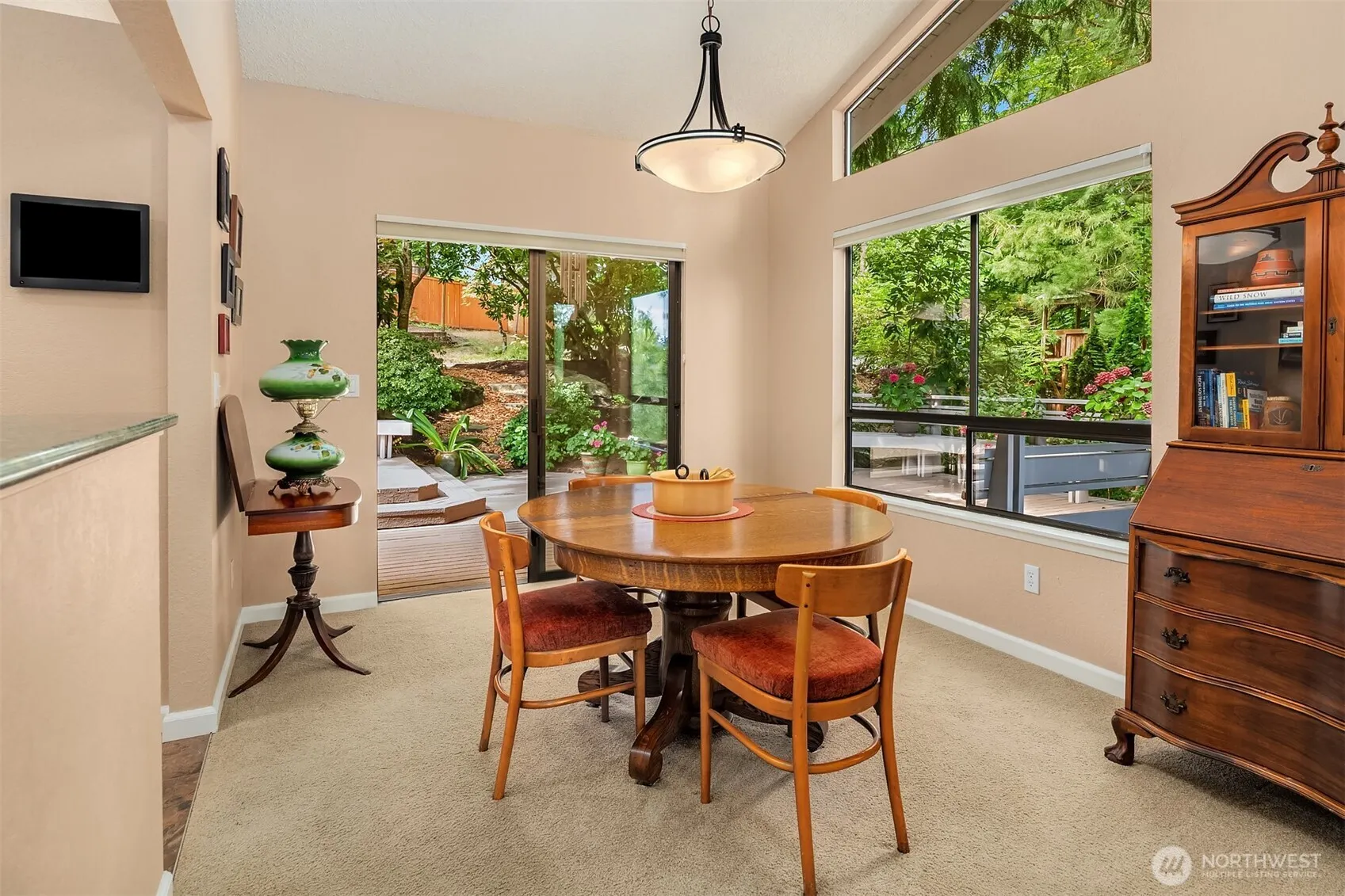 18939 NE 20th Court , Redmond, WA 98052