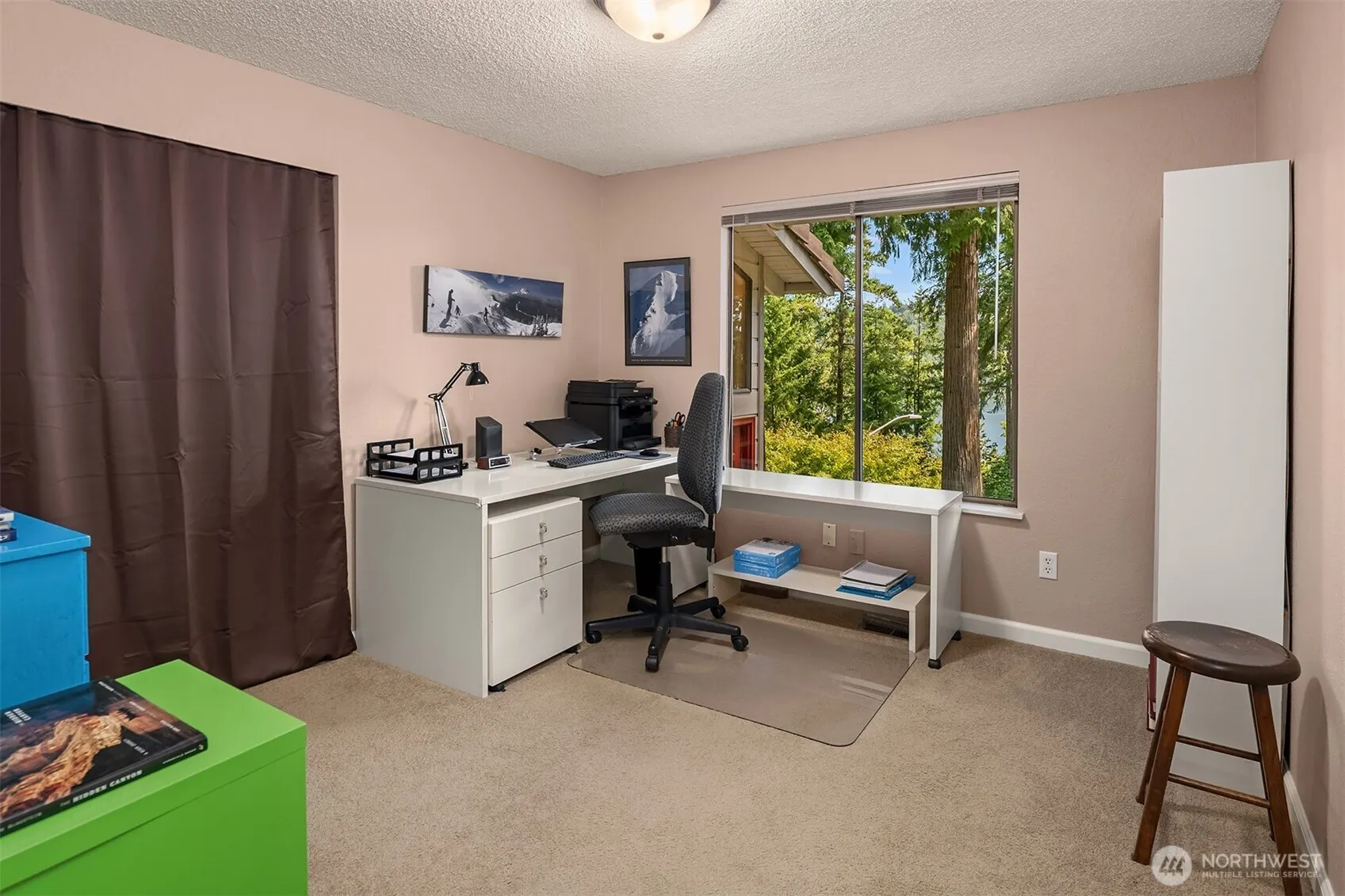 18939 NE 20th Court , Redmond, WA 98052