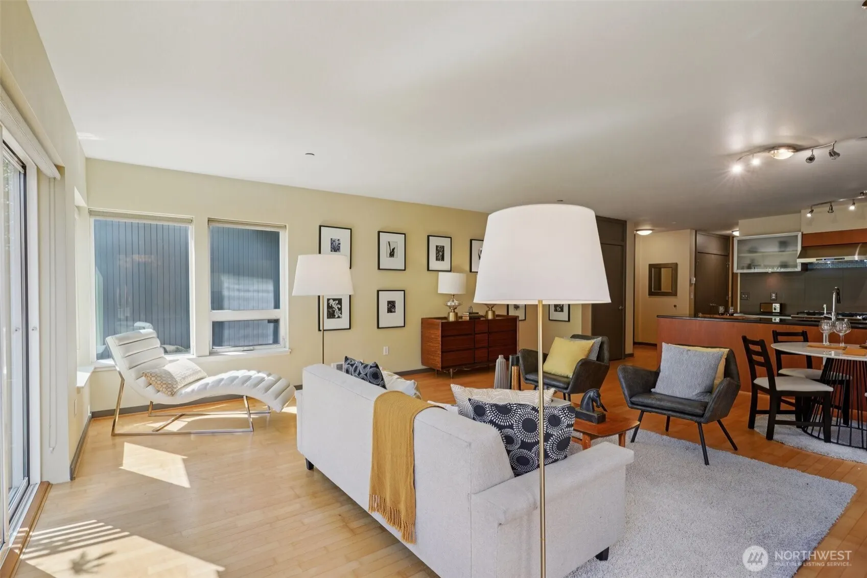 4217 Fremont Avenue N #2, Seattle, WA 98103