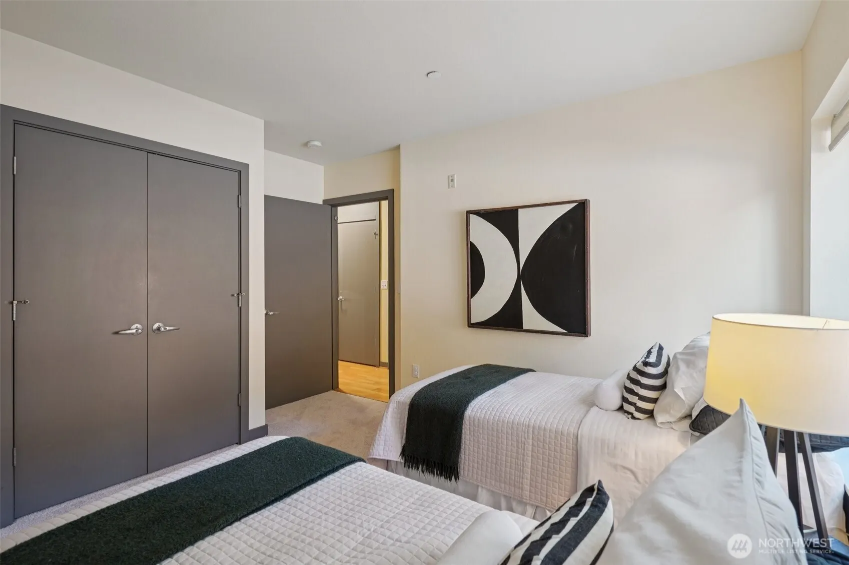 4217 Fremont Avenue N #2, Seattle, WA 98103