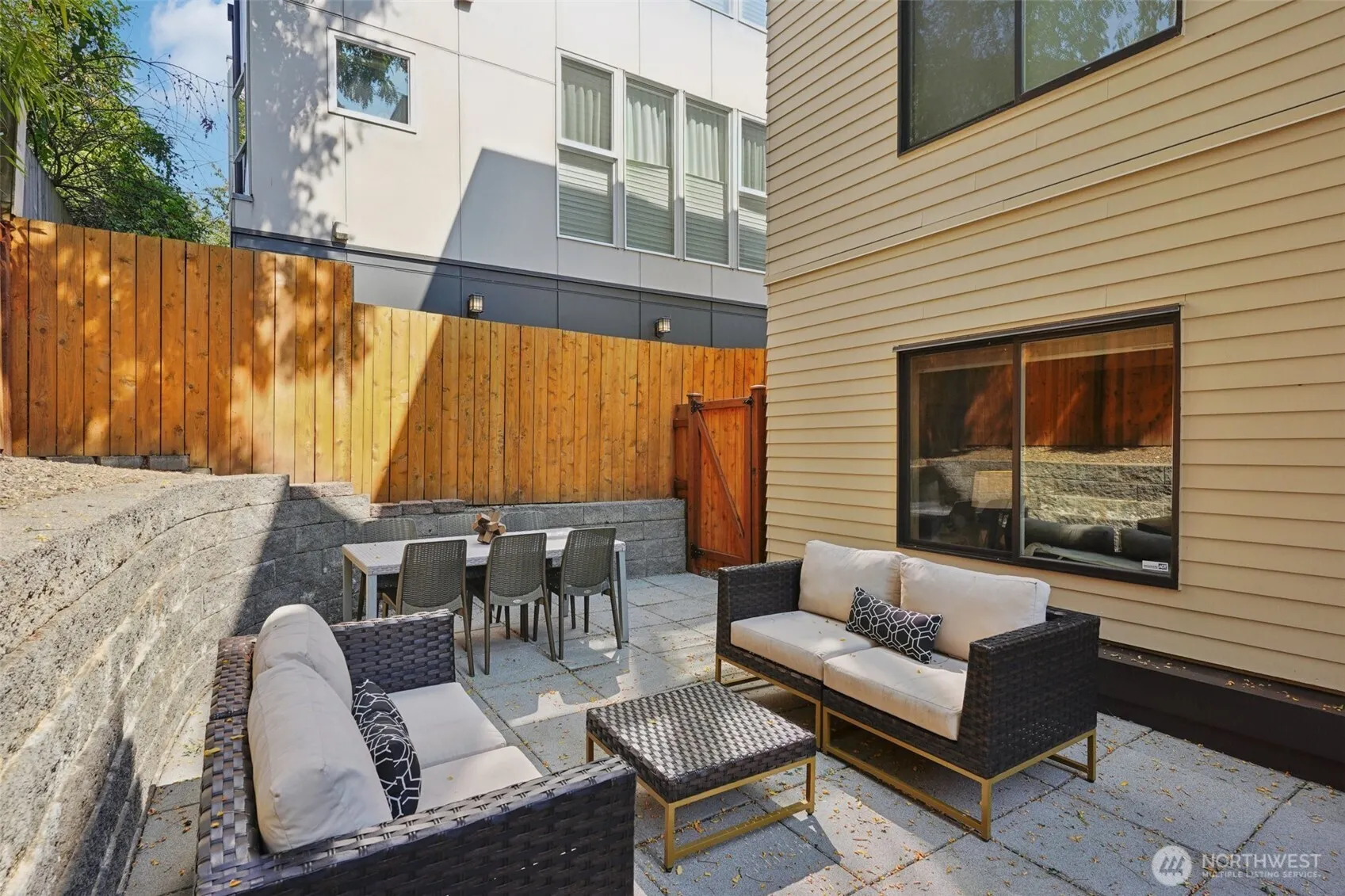 4217 Fremont Avenue N #2, Seattle, WA 98103