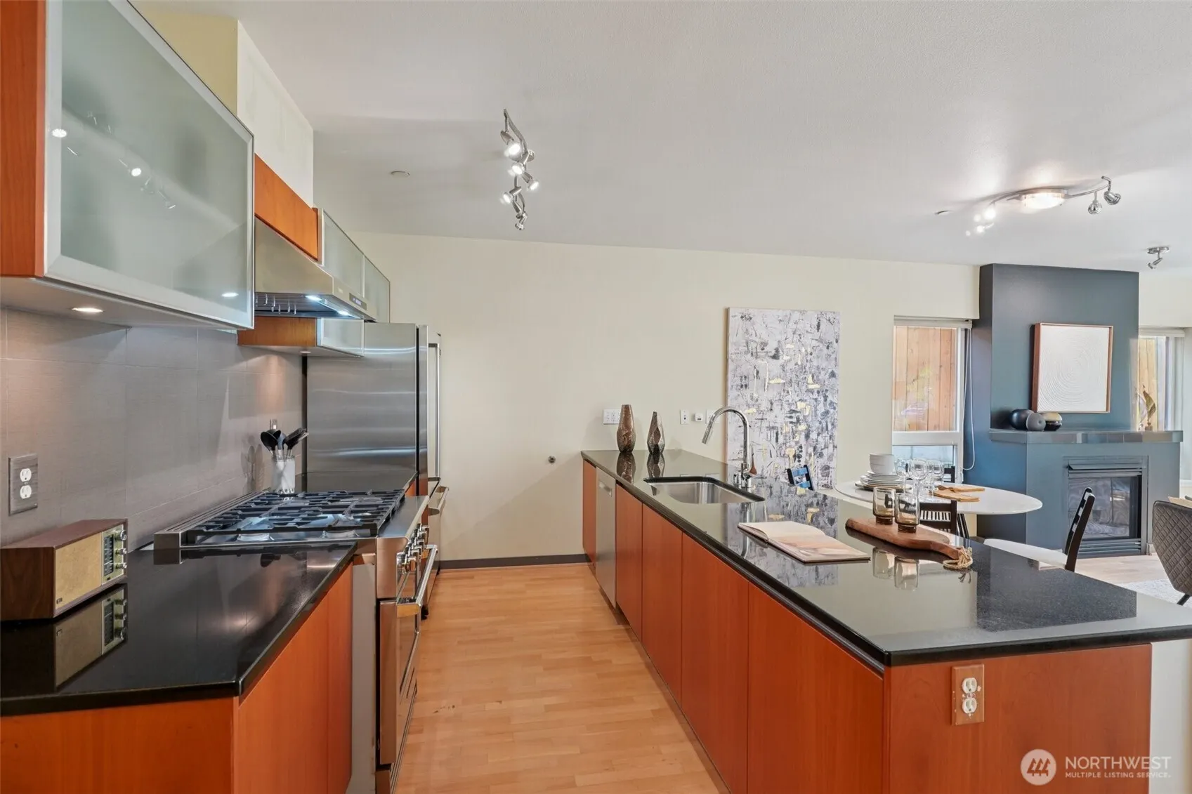 4217 Fremont Avenue N #2, Seattle, WA 98103