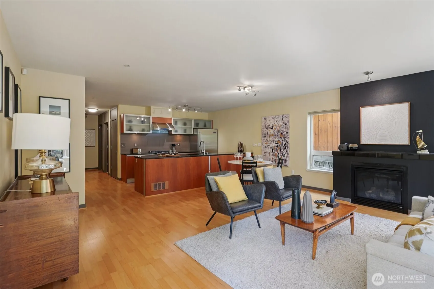 4217 Fremont Avenue N #2, Seattle, WA 98103