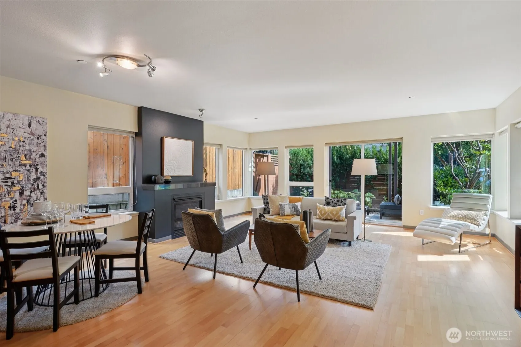 4217 Fremont Avenue N #2, Seattle, WA 98103