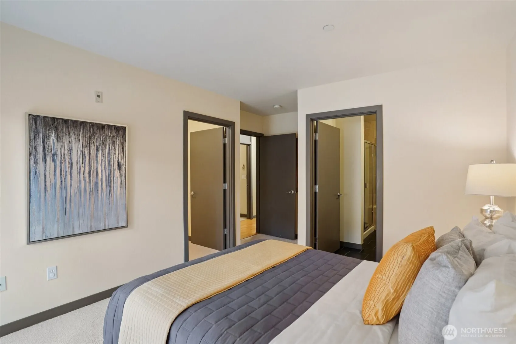 4217 Fremont Avenue N #2, Seattle, WA 98103
