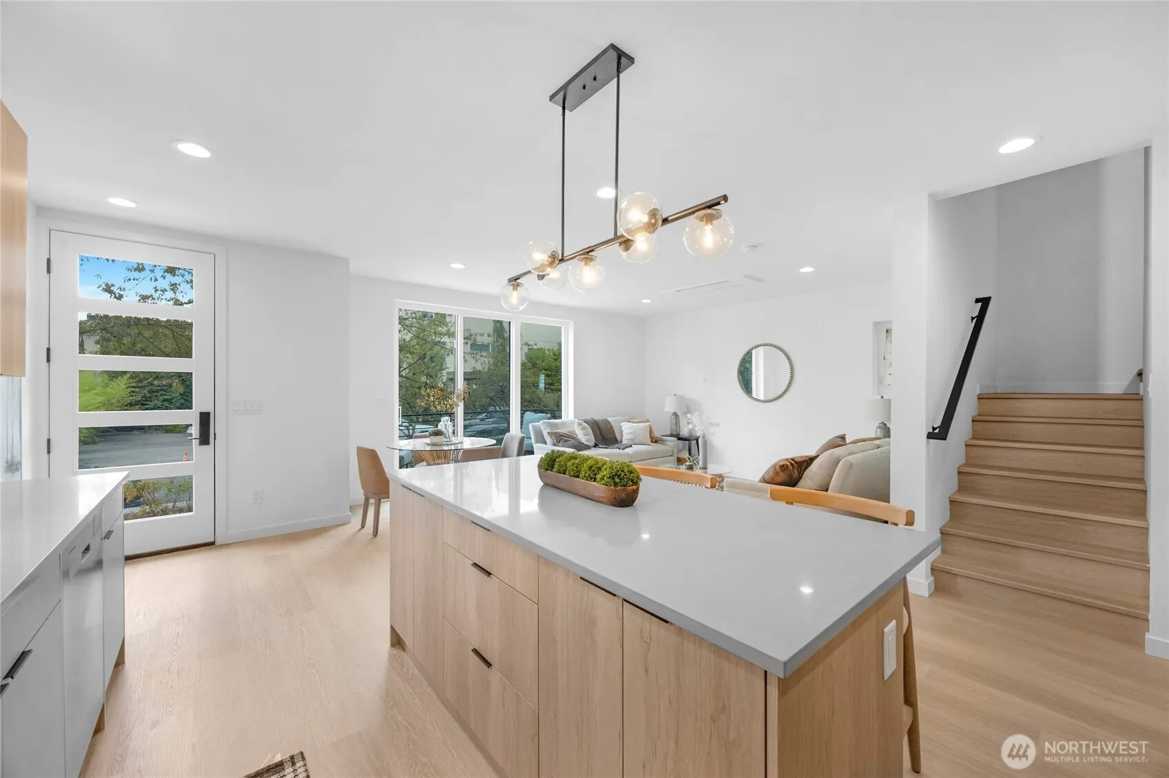 922 16th Avenue #A, Seattle, WA 98122