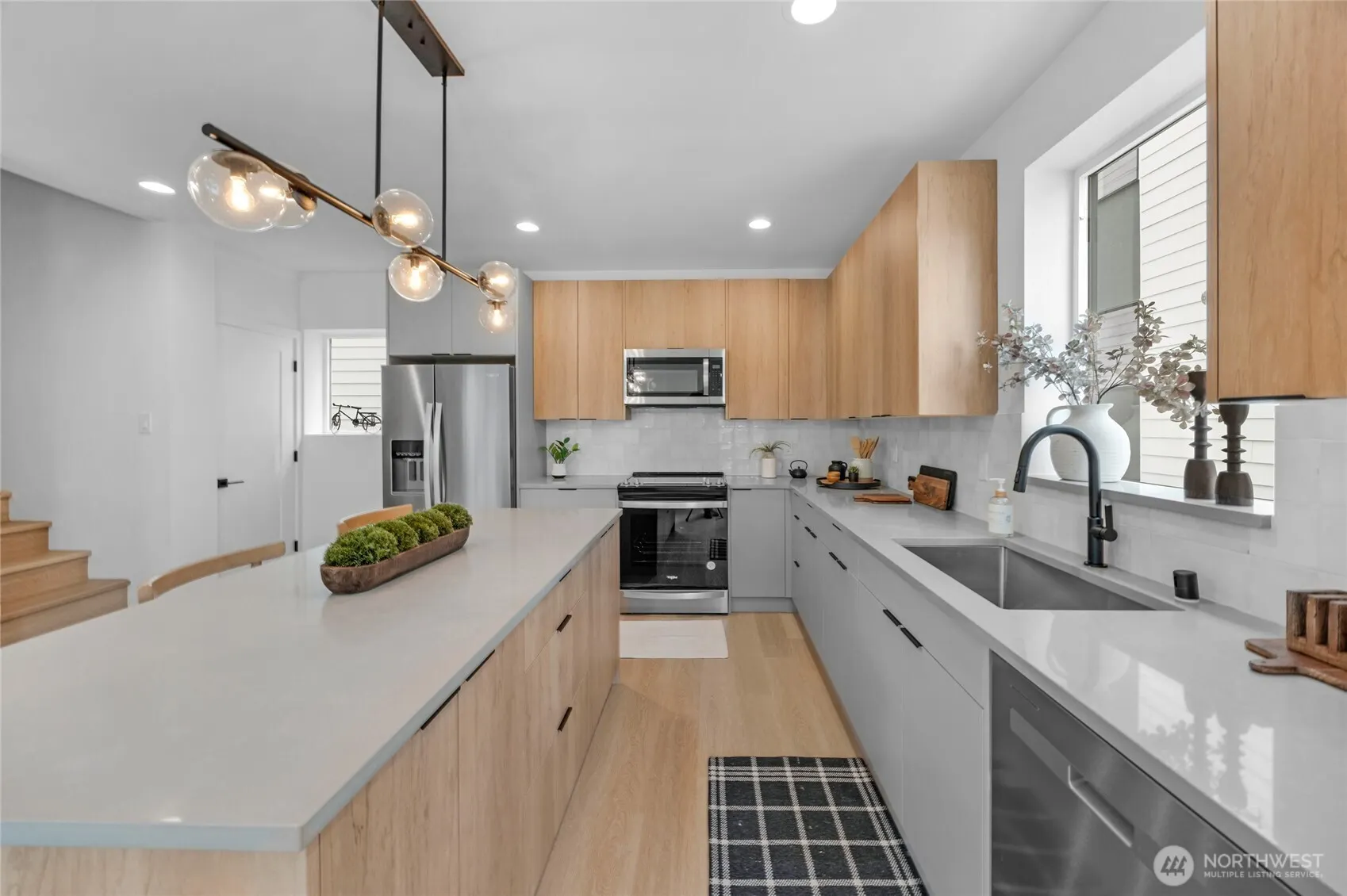 922 16th Avenue #A, Seattle, WA 98122