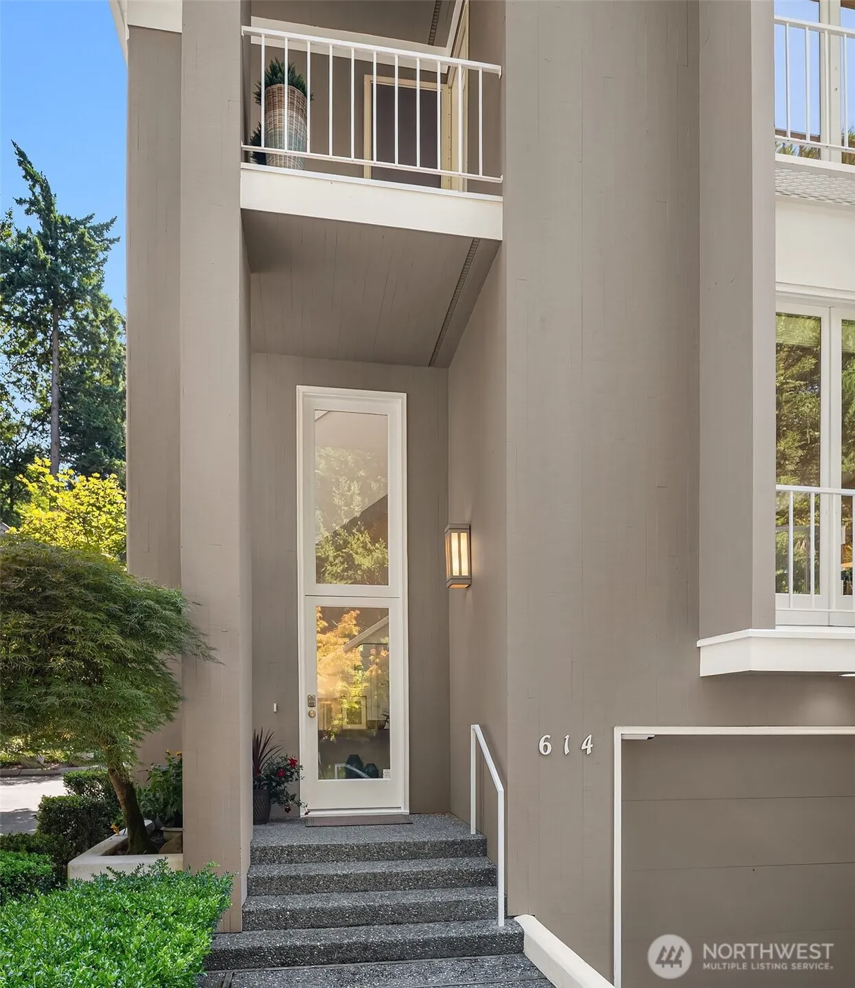 614 Bellevue Way SE #C1, Bellevue, WA 98004