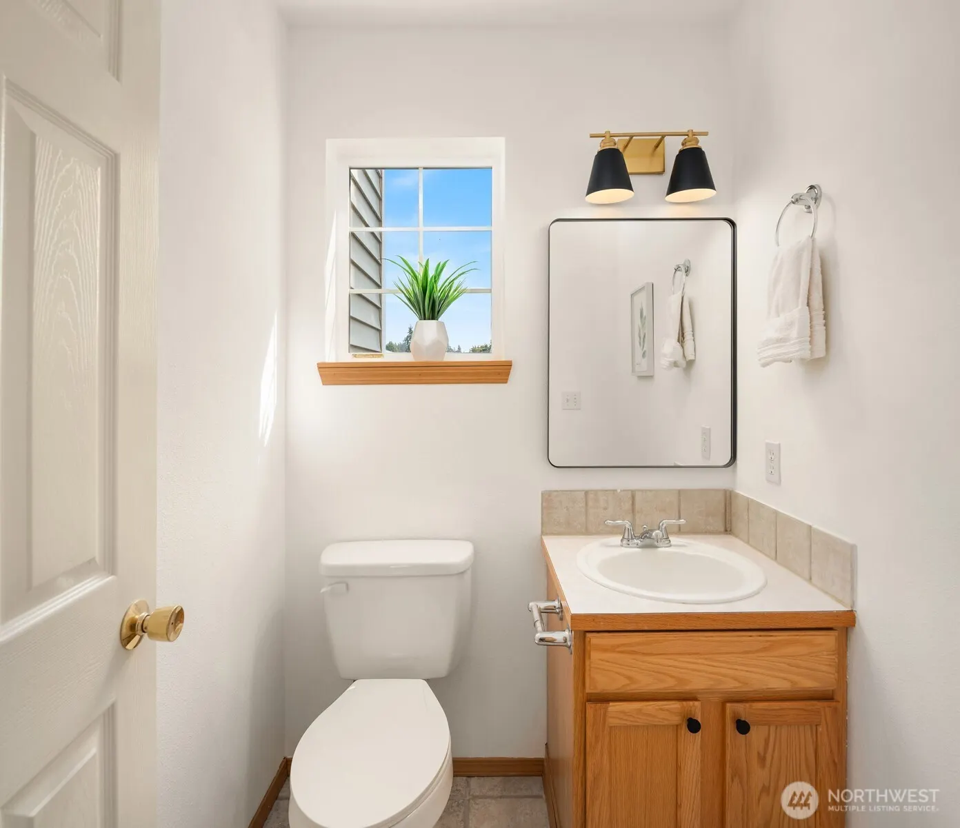 1231 NE 135th Street #D, Seattle, WA 98125