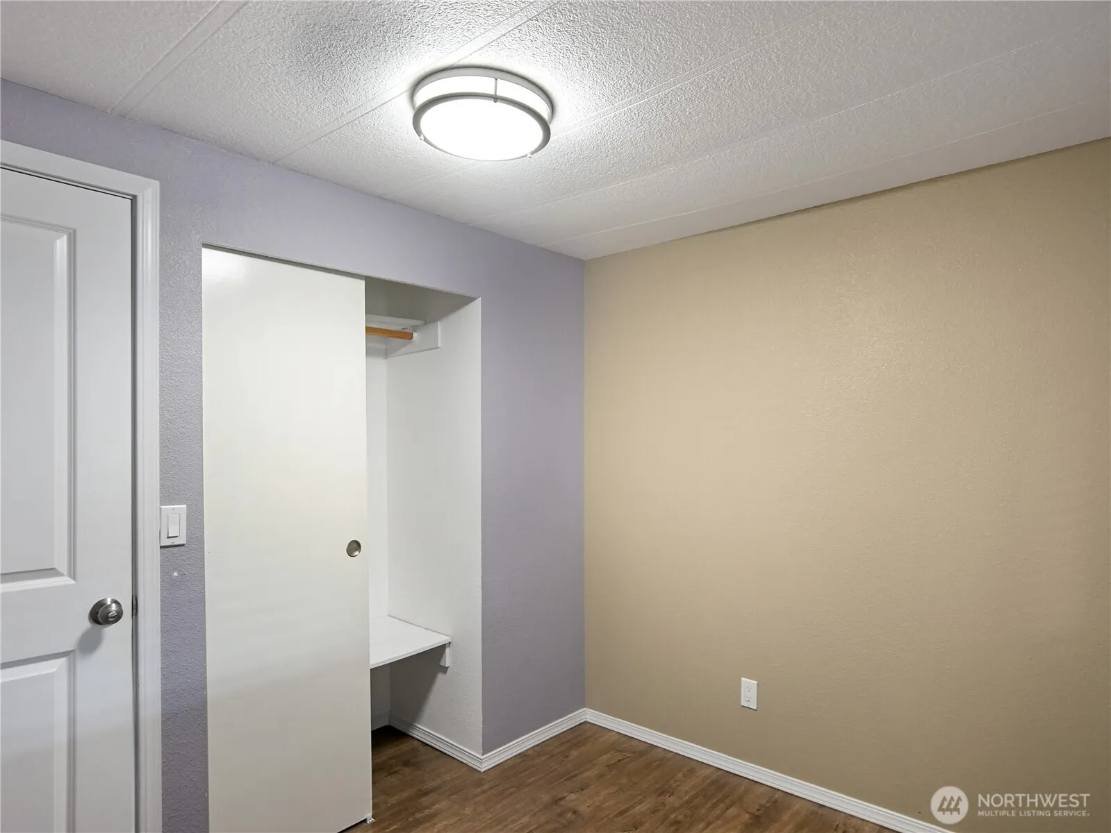 415 Lakeview Road #F16, Lynnwood, WA 98087