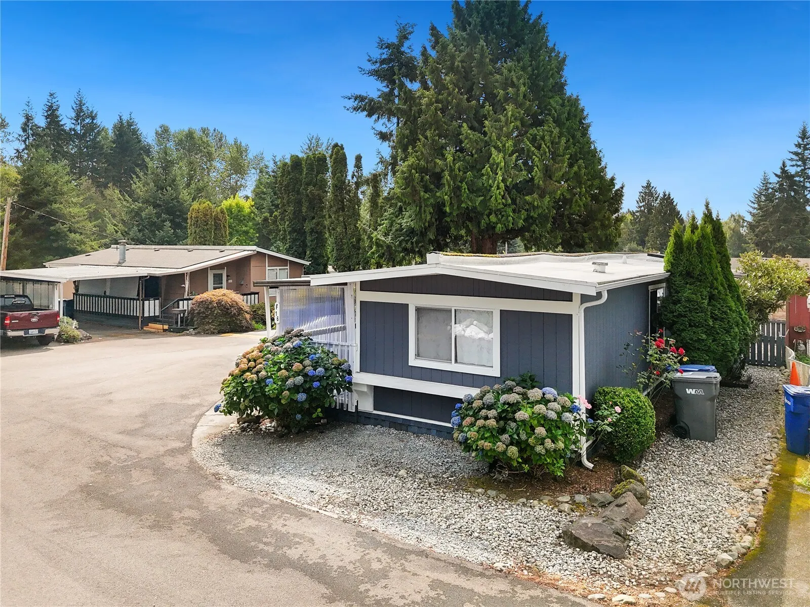 415 Lakeview Road #F16, Lynnwood, WA 98087