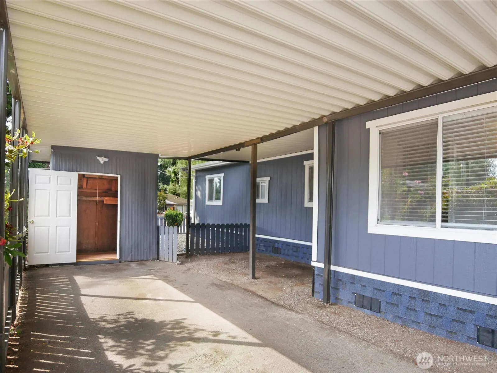 415 Lakeview Road #F16, Lynnwood, WA 98087