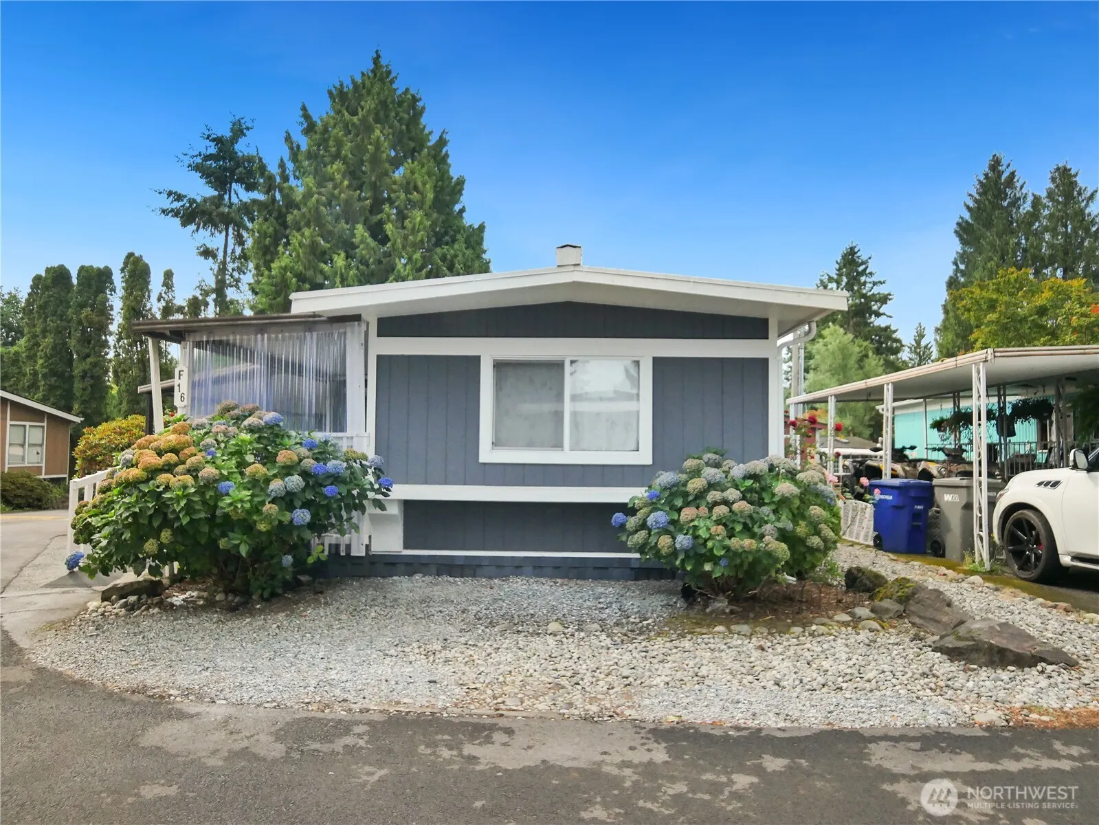 415 Lakeview Road #F16, Lynnwood, WA 98087
