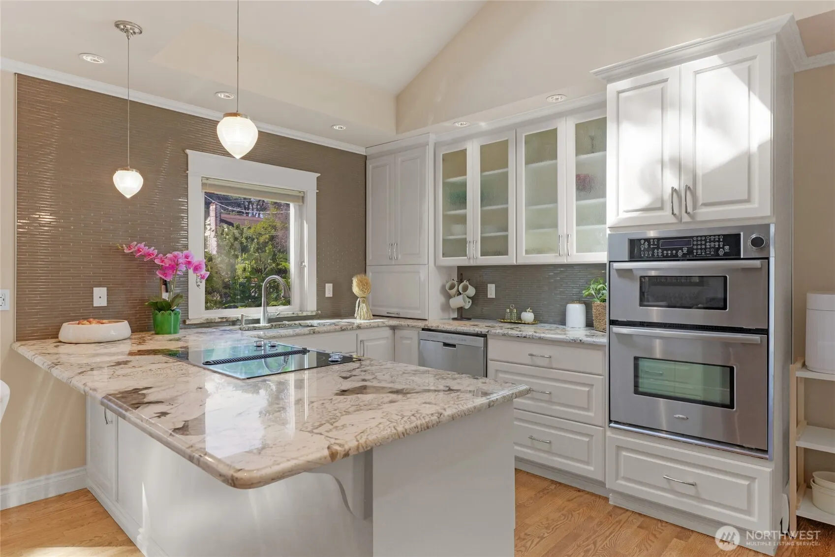 4220 49th Avenue S, Seattle, WA 98118