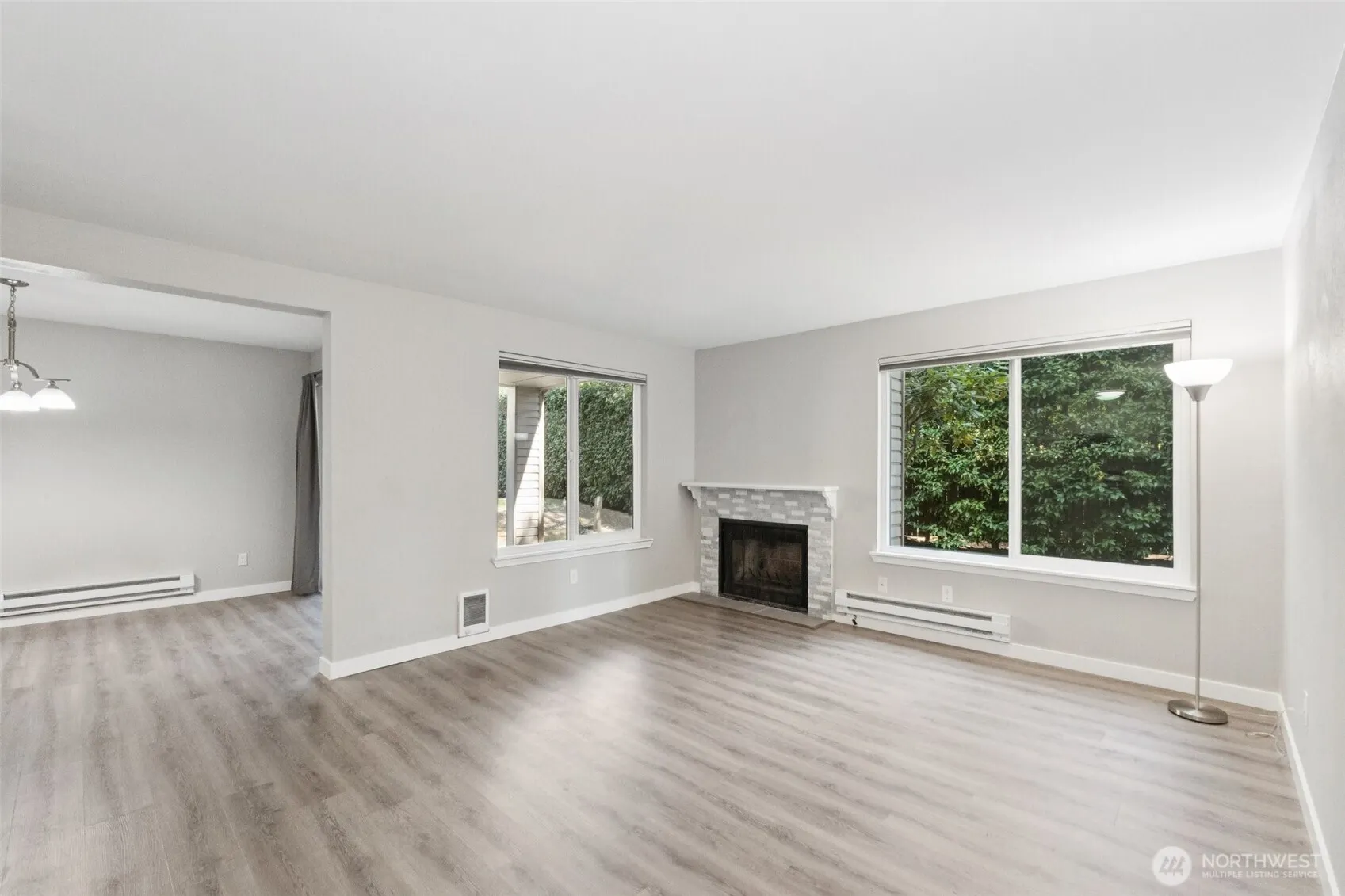 14717 NE 44th Pl #R7, Bellevue, WA 98007