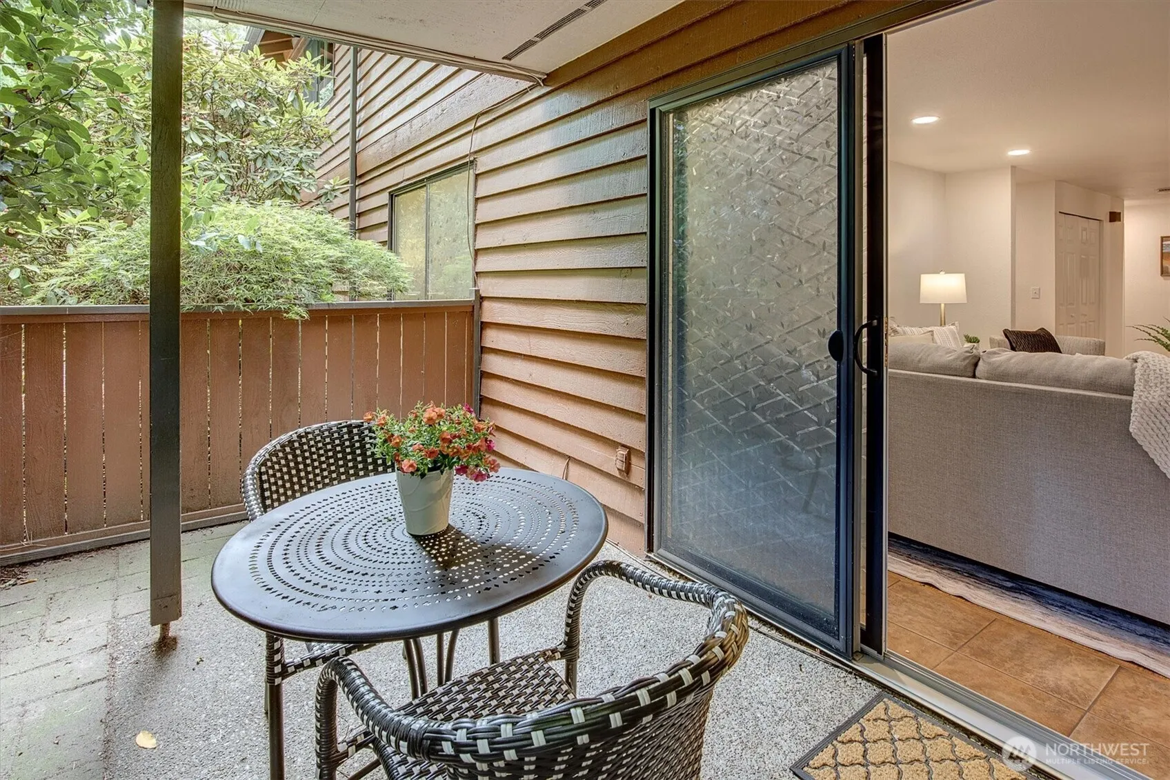 1732 157th Avenue NE #B104, Bellevue, WA 98008