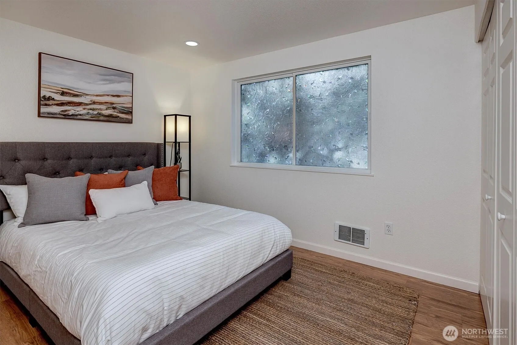 1732 157th Avenue NE #B104, Bellevue, WA 98008