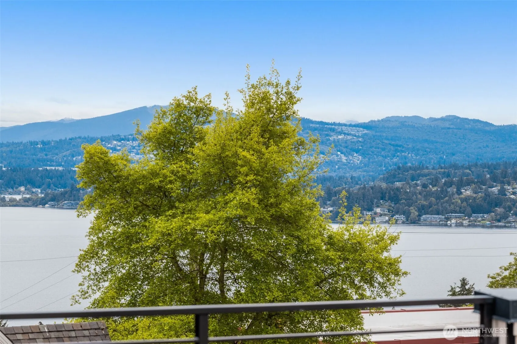 1110 B 34th Avenue , Seattle, WA 98122
