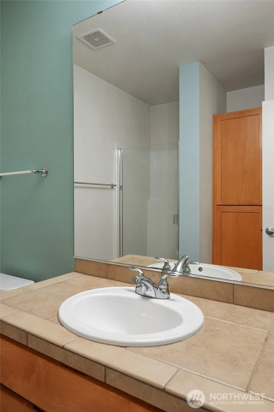 2901 NE Blakeley Street #335, Seattle, WA 98105