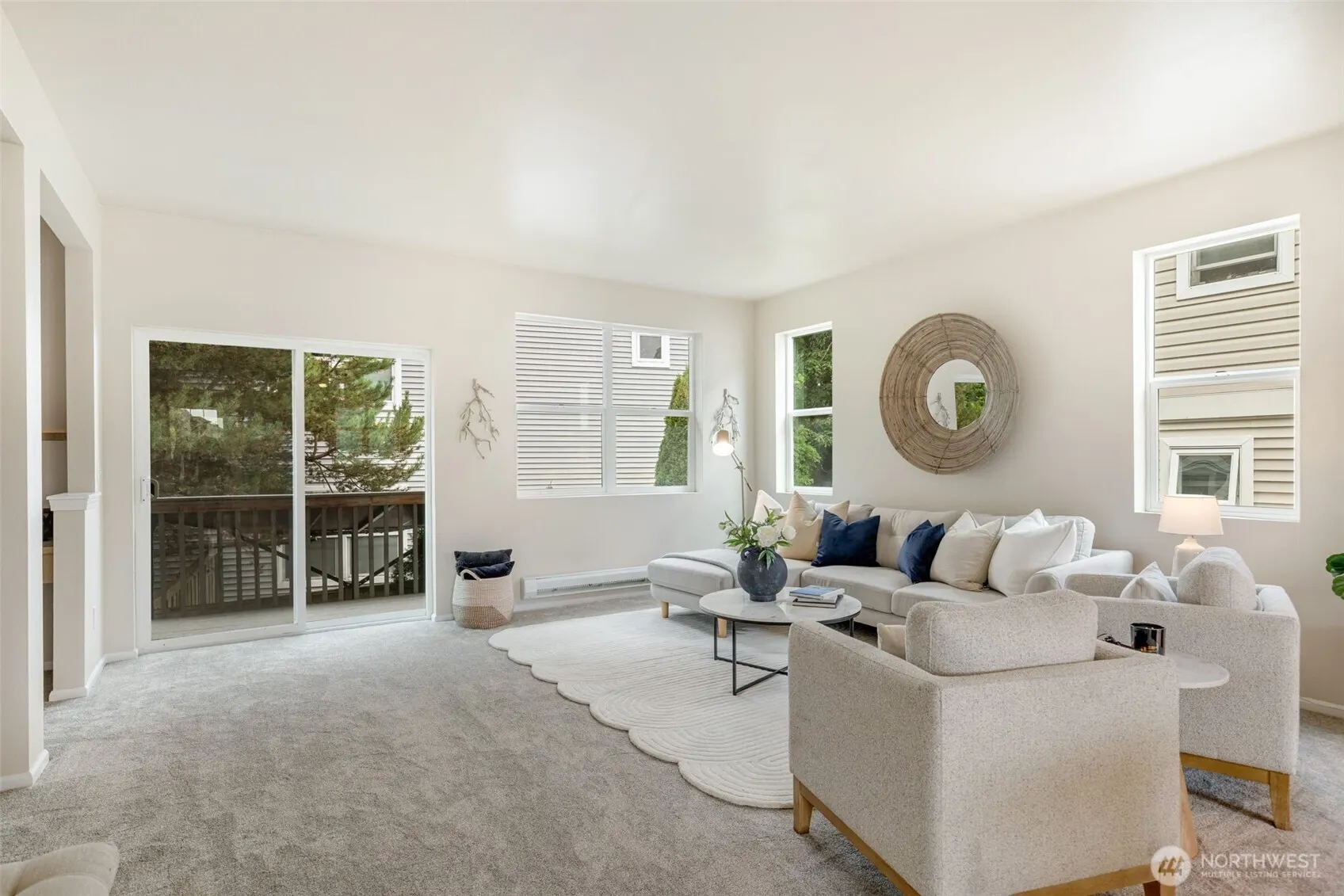 2818 SW Graham Street , Seattle, WA 98126