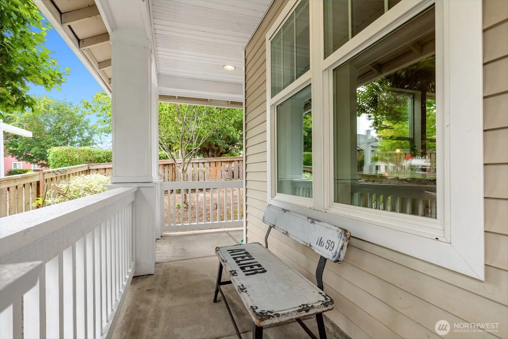 2818 SW Graham Street , Seattle, WA 98126
