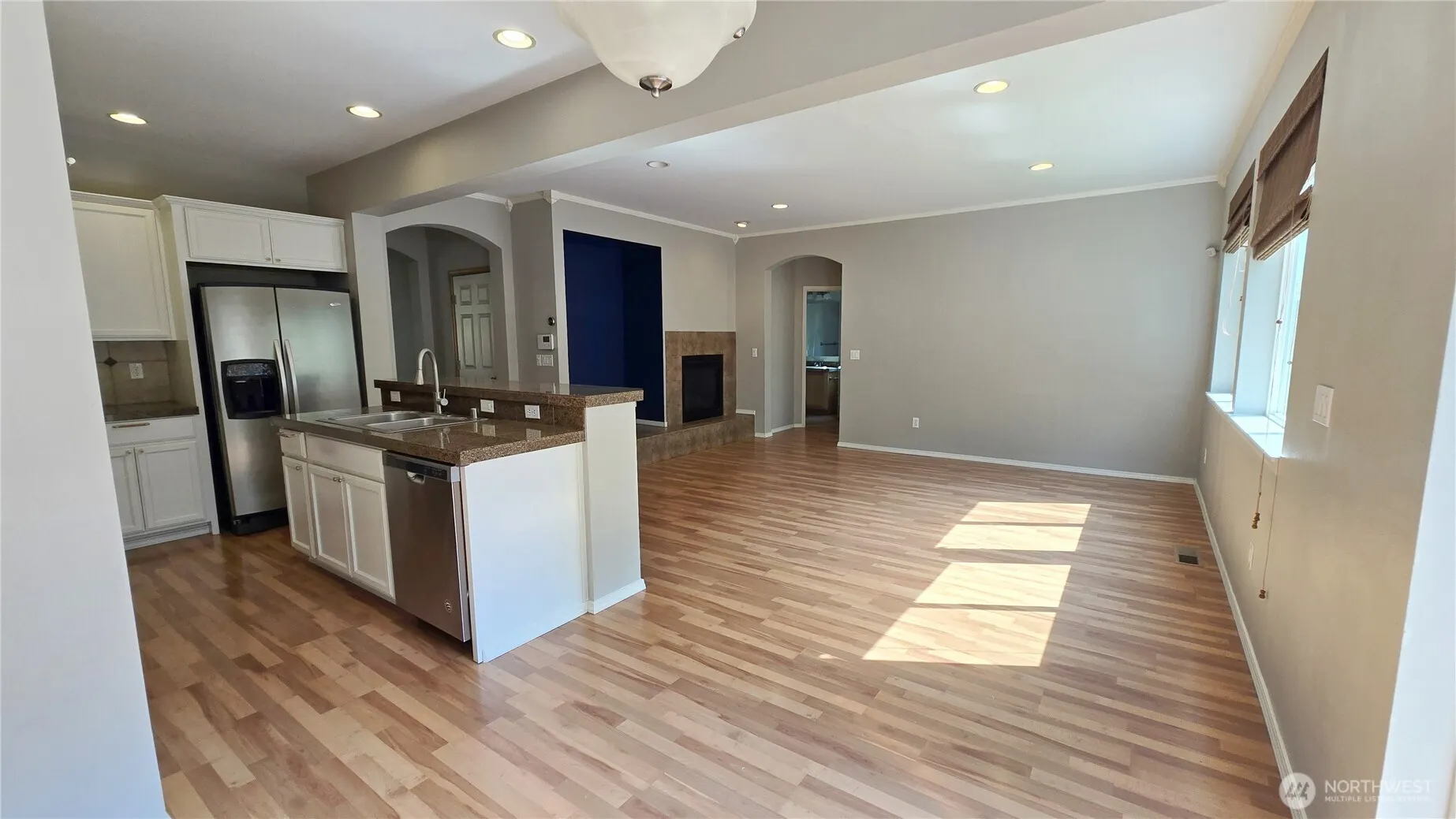 12857 NE 200th Place , Woodinville, WA 98072