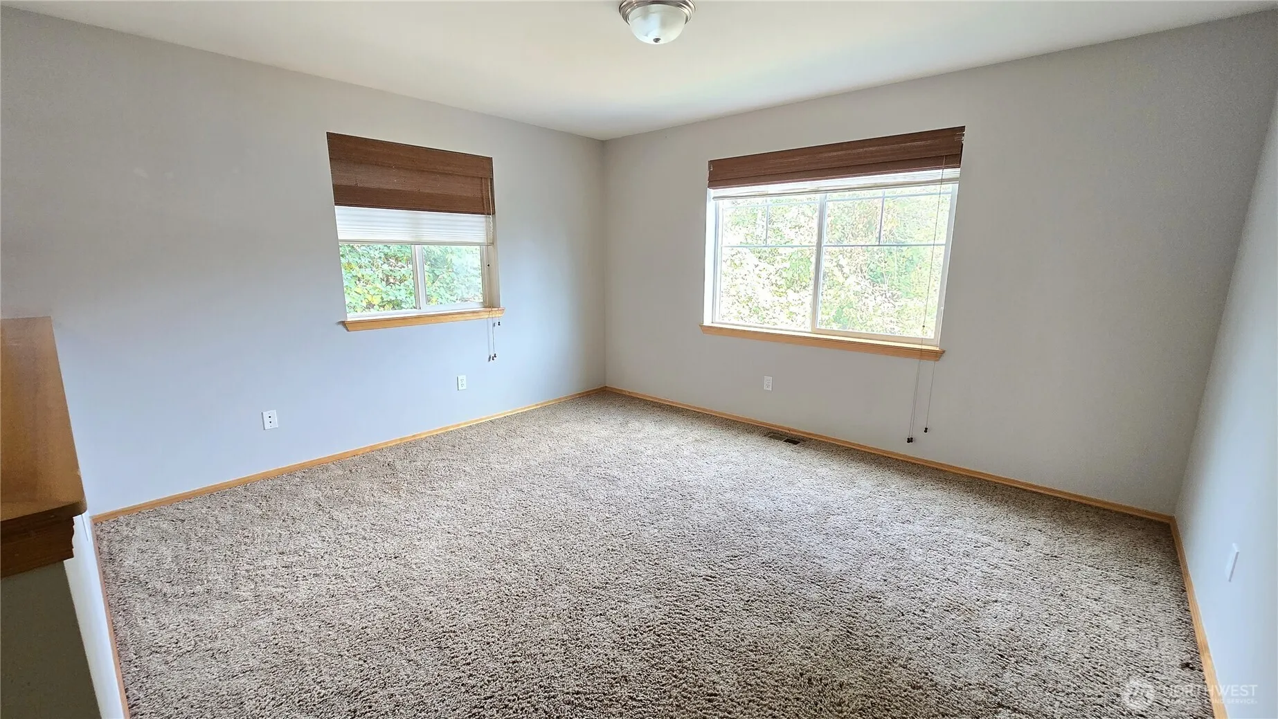 12857 NE 200th Place , Woodinville, WA 98072