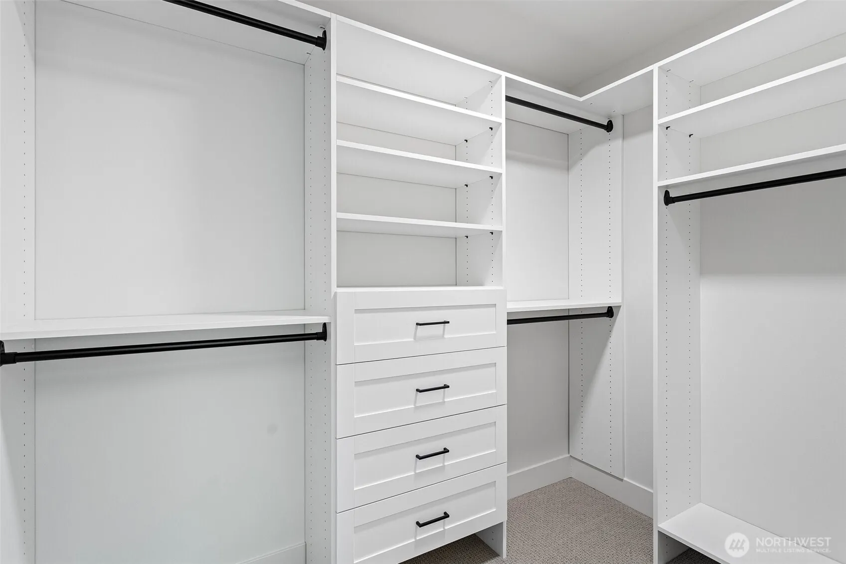 10168 NE 112th Place , Kirkland, WA 98033