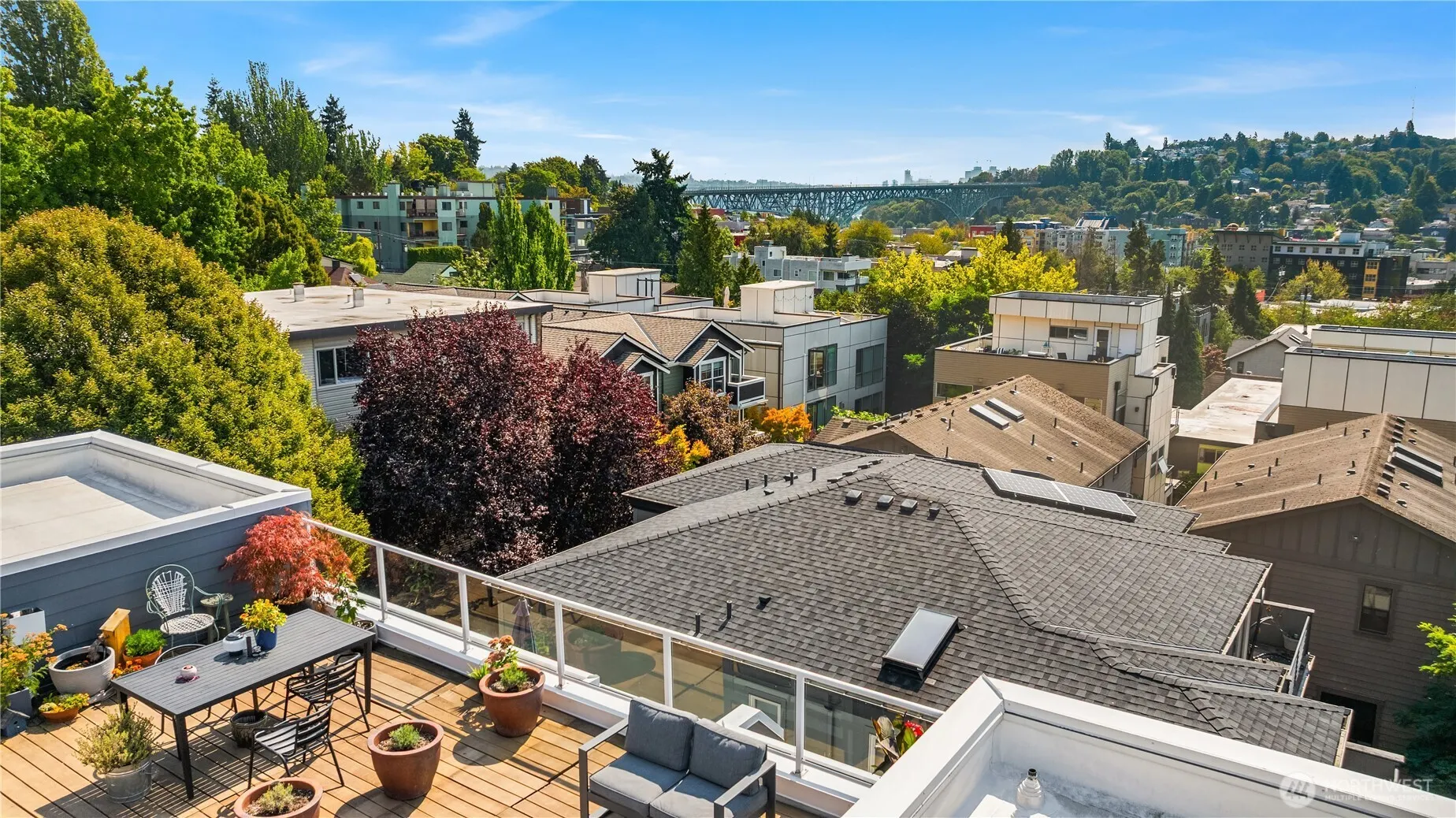 3658 Dayton Avenue N #401, Seattle, WA 98103