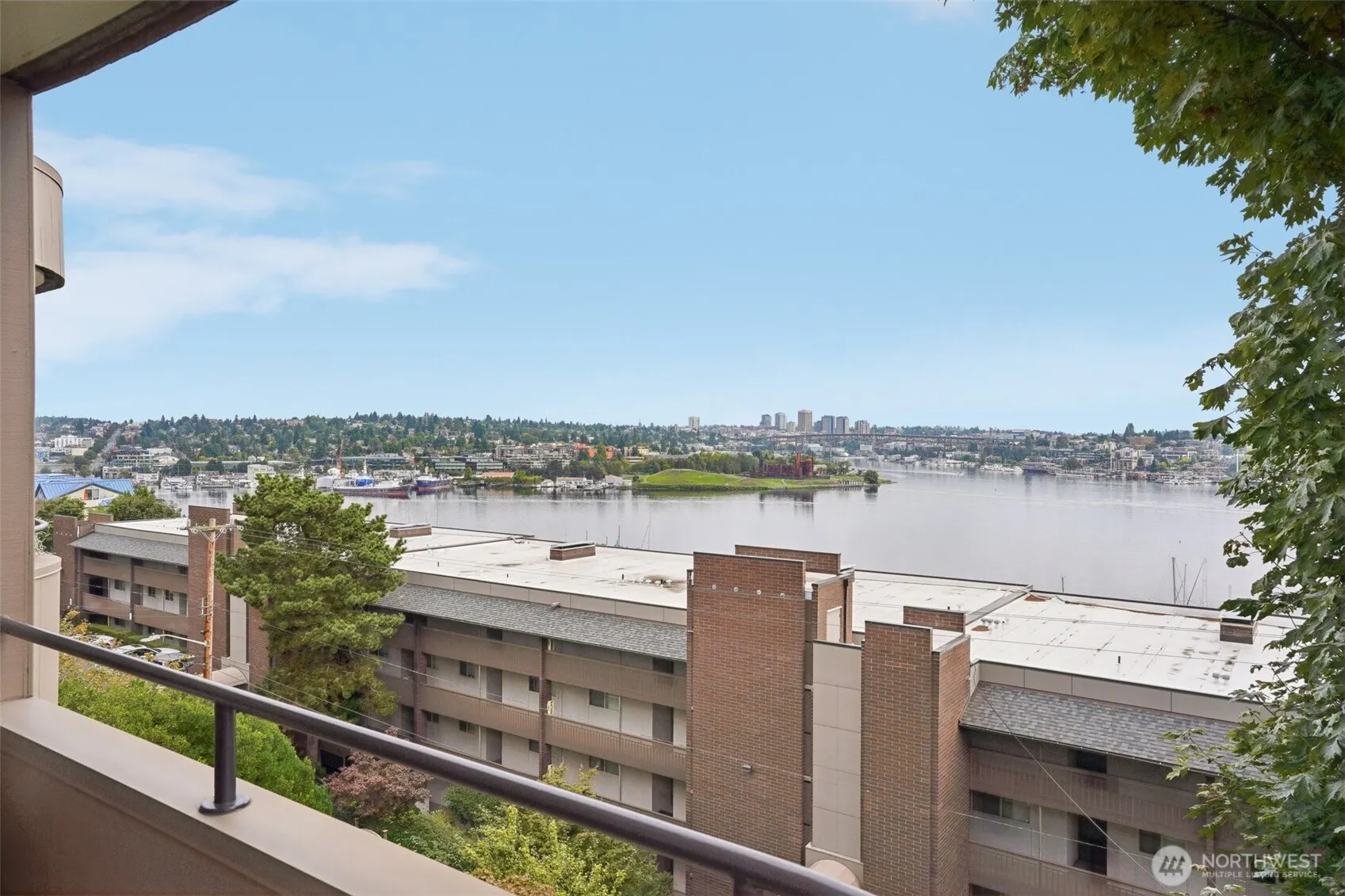 2134 Waverly Place N #303, Seattle, WA 98109