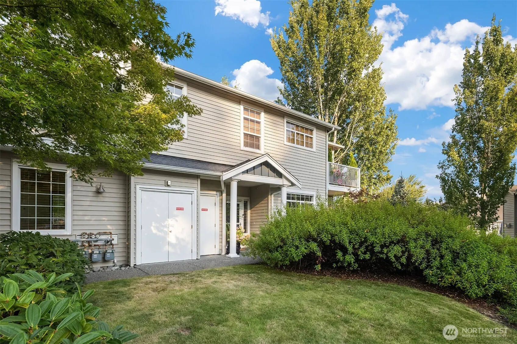 1855 Trossachs Boulevard SE #2402, Sammamish, WA 98075