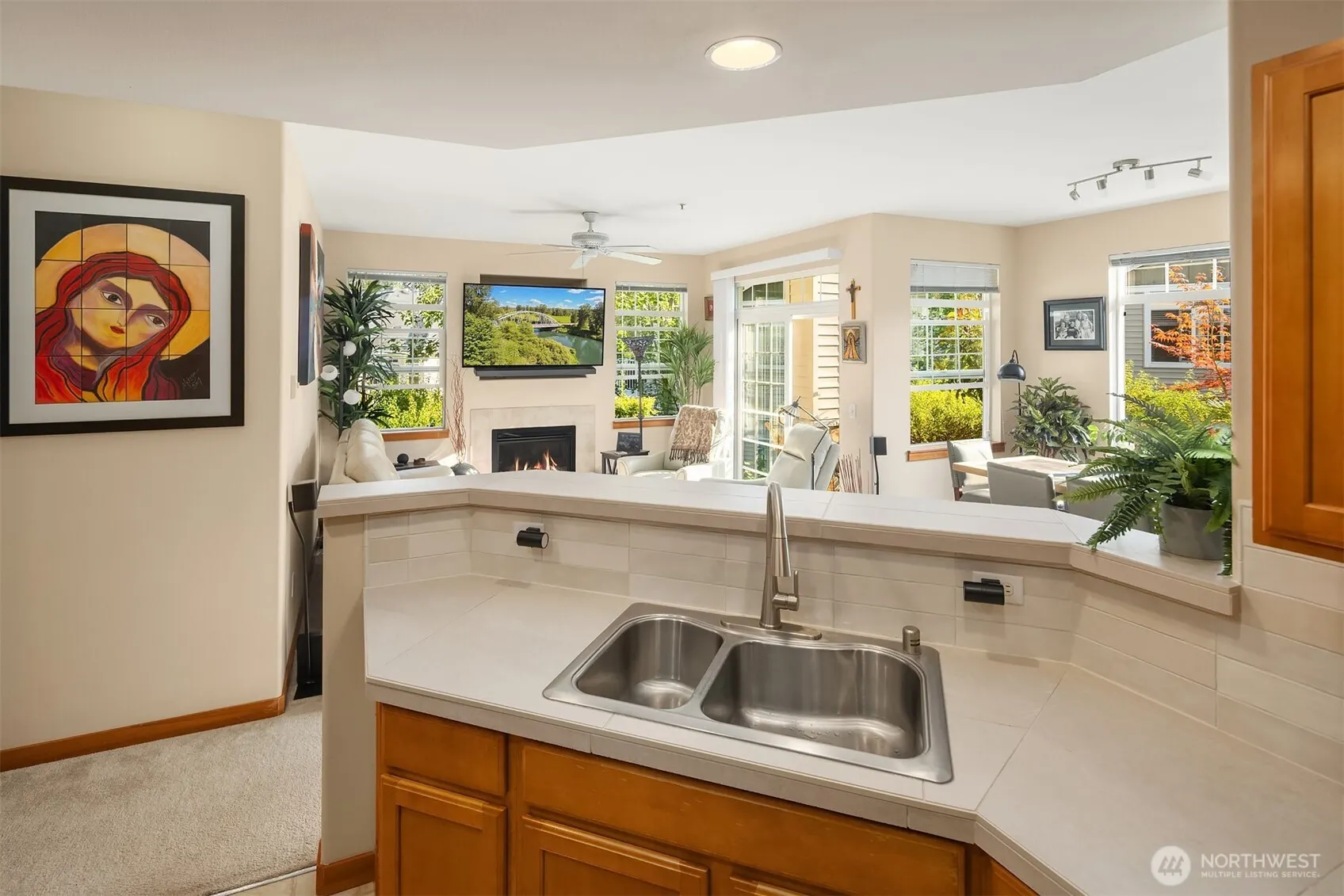 1855 Trossachs Boulevard SE #2402, Sammamish, WA 98075