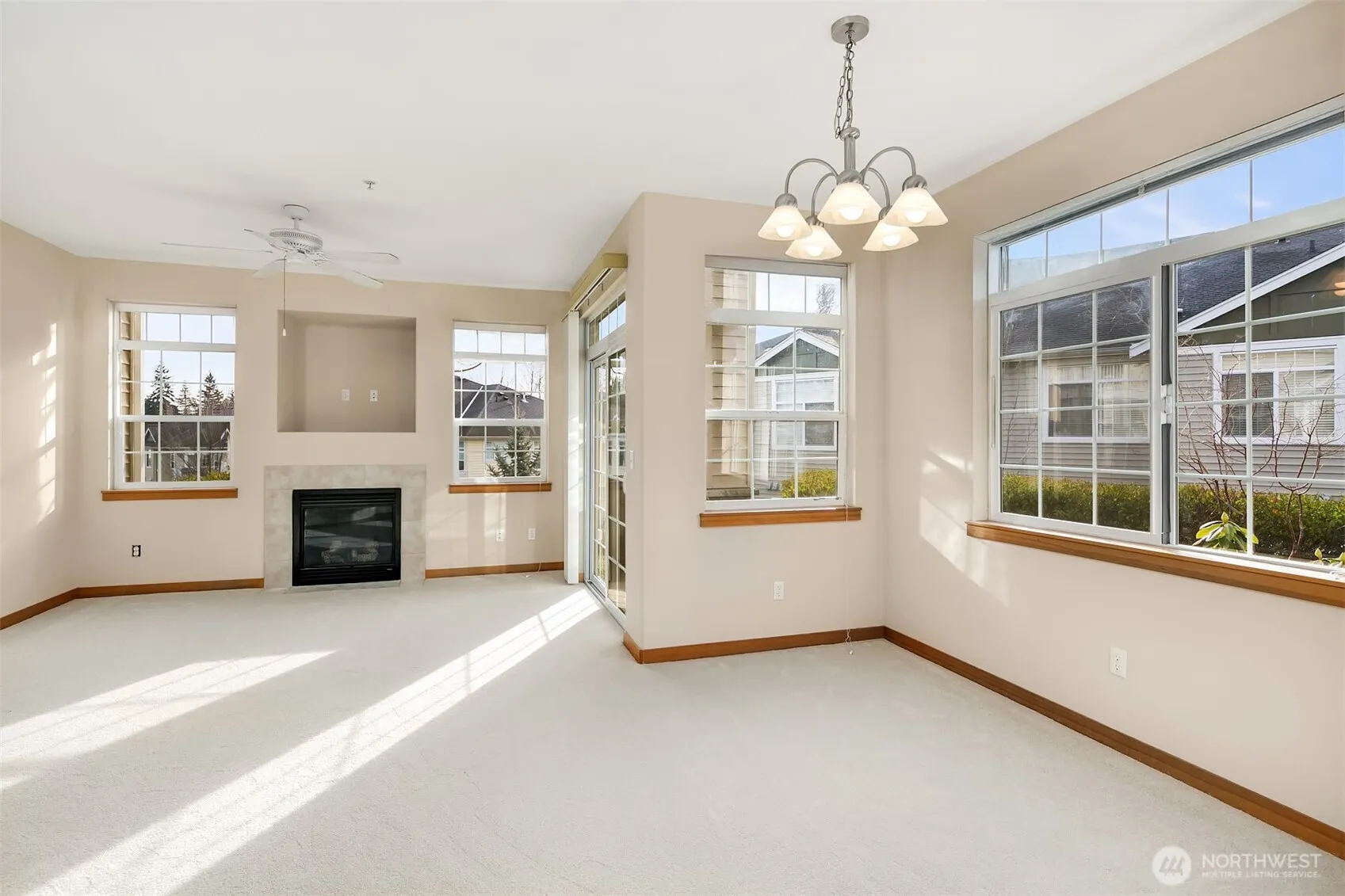 1855 Trossachs Boulevard SE #2402, Sammamish, WA 98075