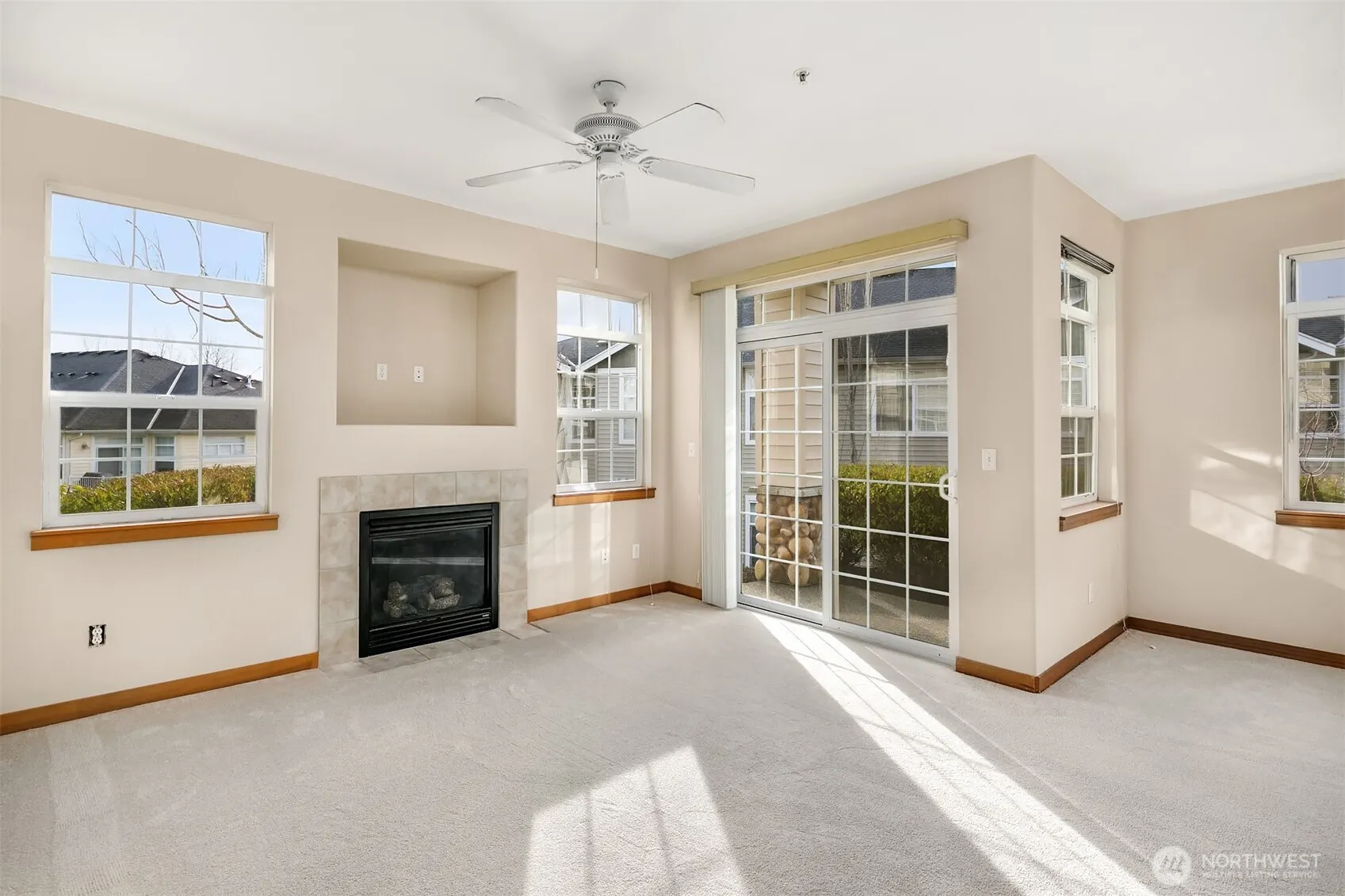 1855 Trossachs Boulevard SE #2402, Sammamish, WA 98075