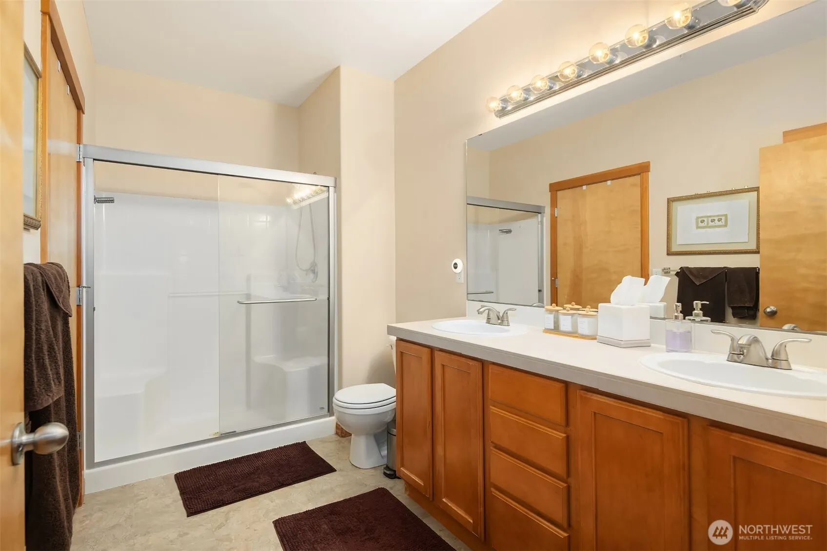 1855 Trossachs Boulevard SE #2402, Sammamish, WA 98075