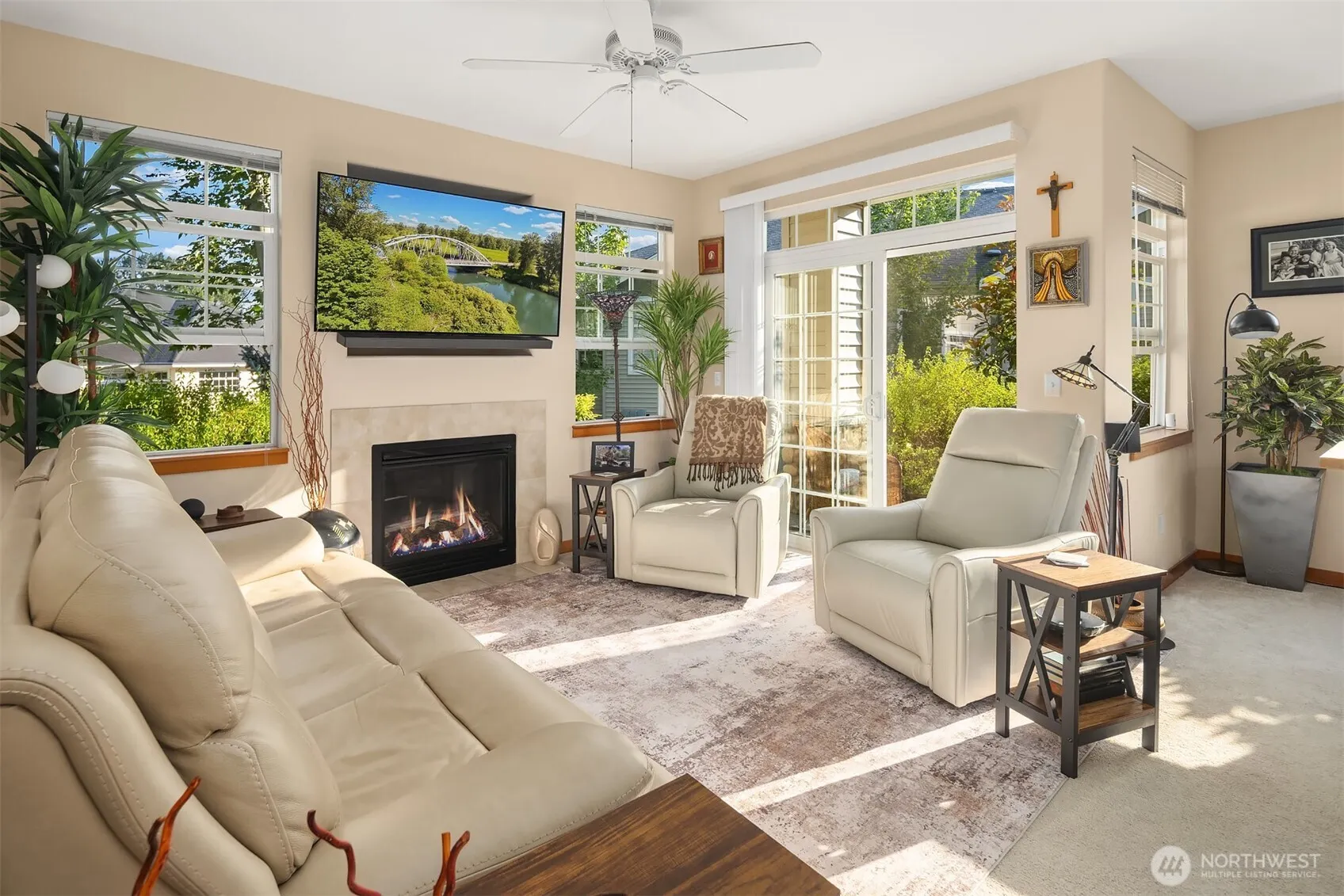 1855 Trossachs Boulevard SE #2402, Sammamish, WA 98075