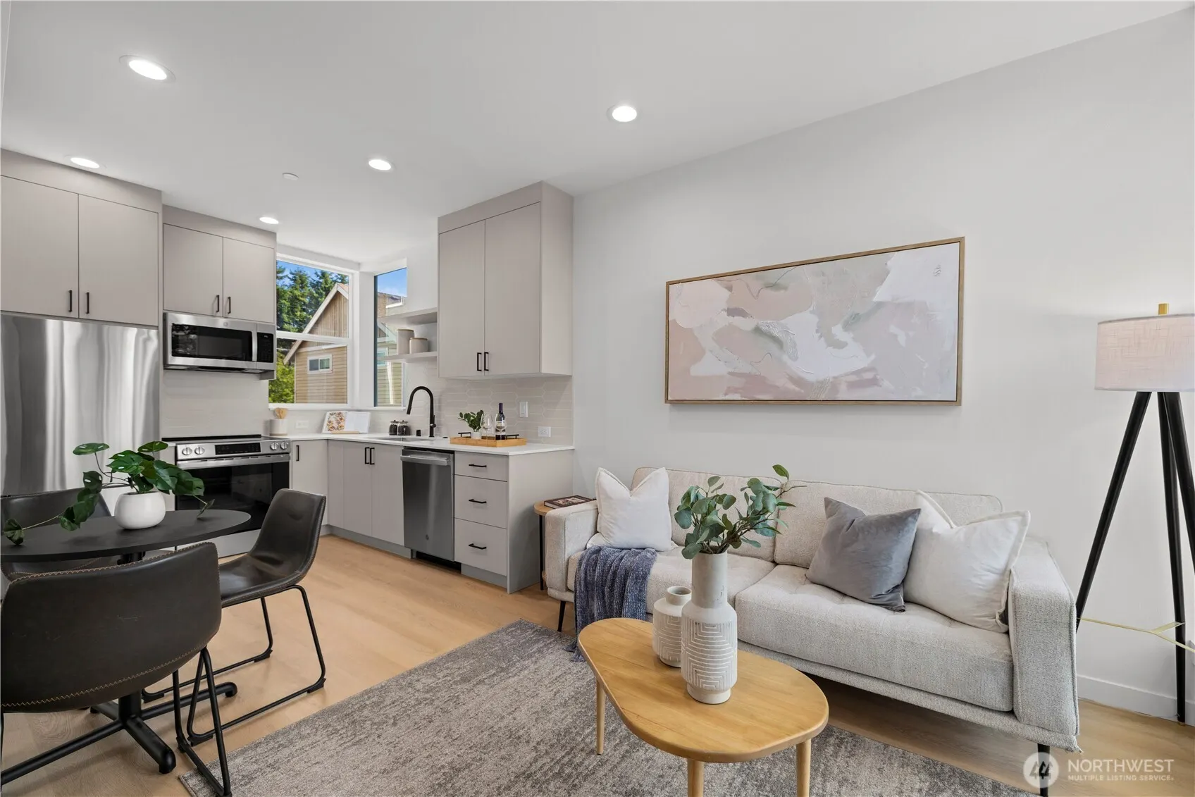 3852 Carr Place N, Seattle, WA 98103