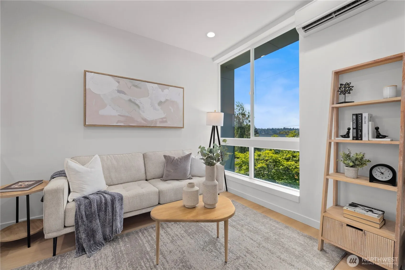 3852 Carr Place N, Seattle, WA 98103