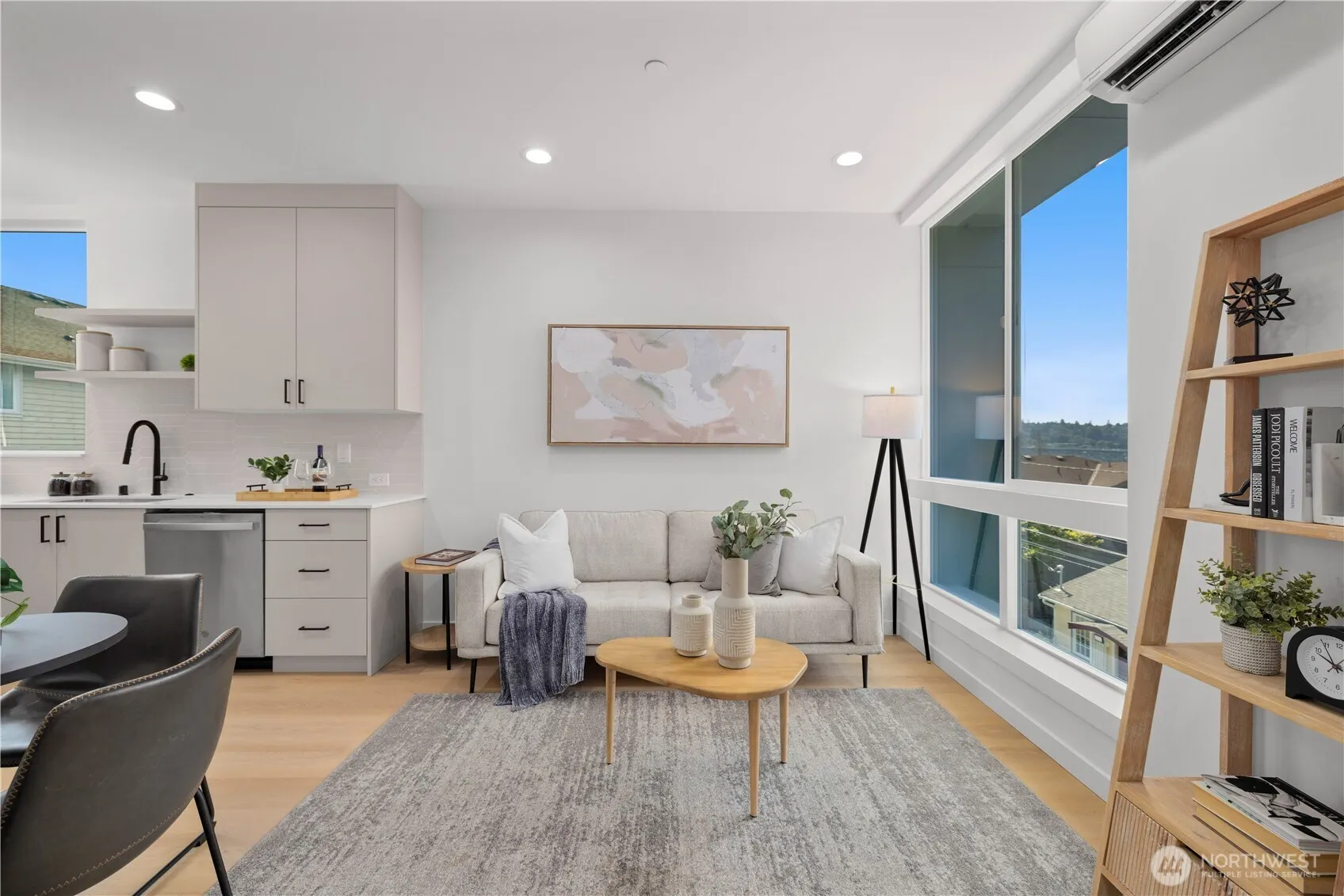 3852 Carr Place N, Seattle, WA 98103