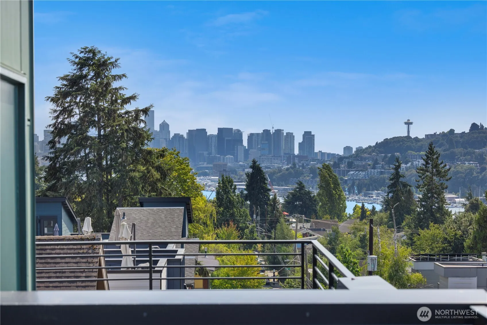 3852 Carr Place N, Seattle, WA 98103