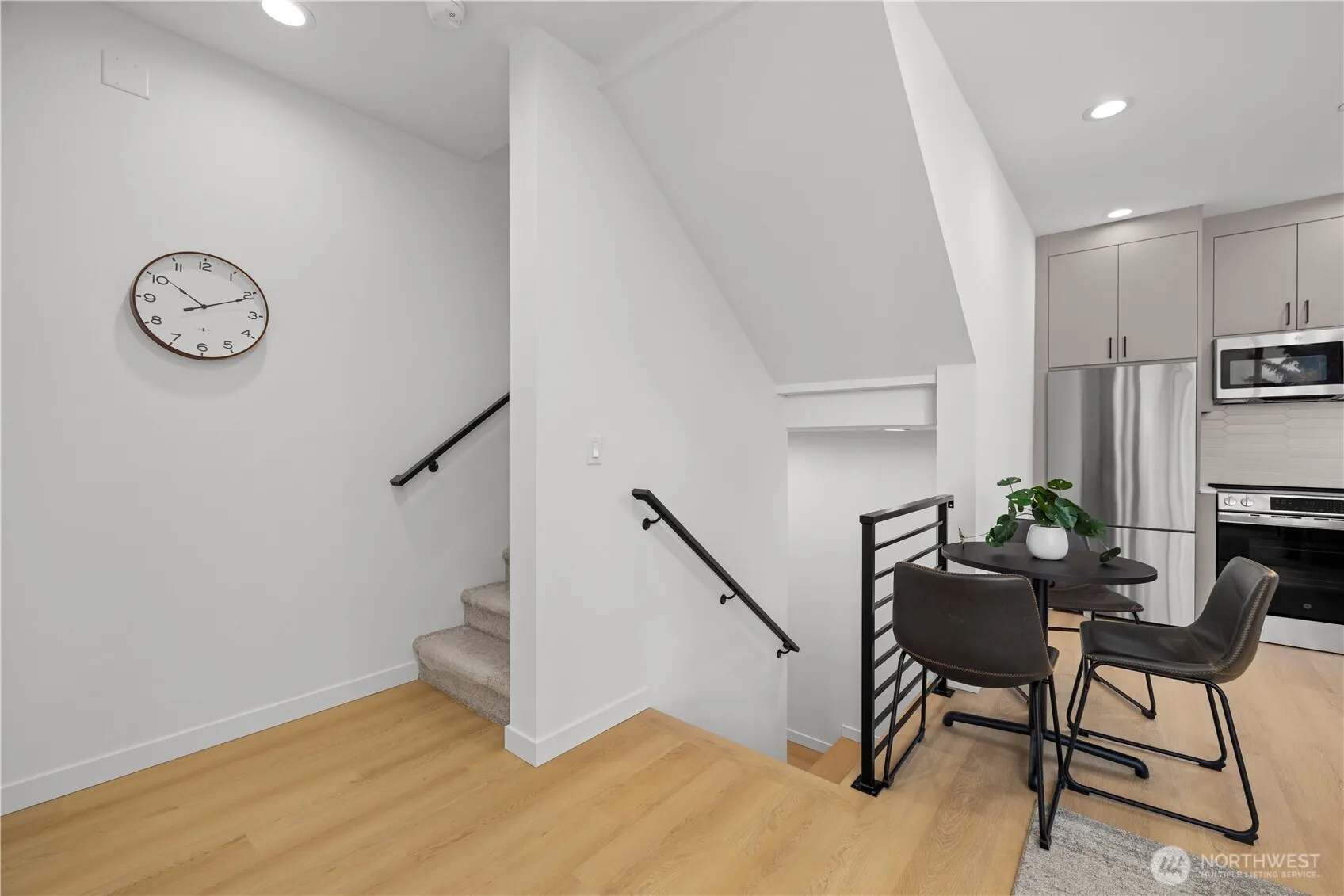 3852 Carr Place N, Seattle, WA 98103
