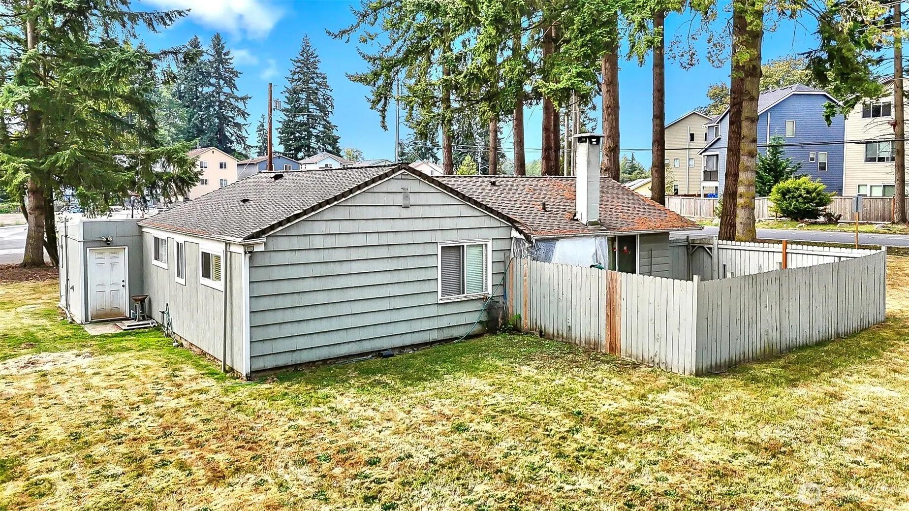 14525 Ash Way , Lynnwood, WA 98087