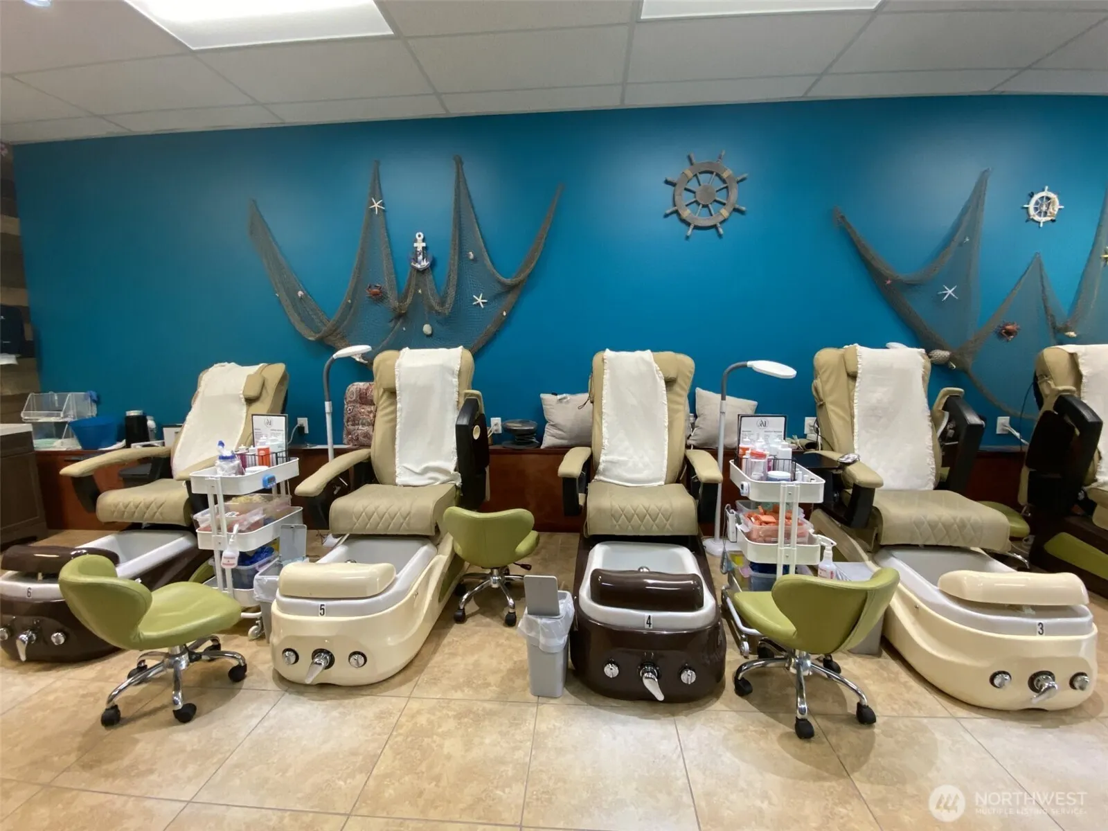 14007 Highway 99 #F, Lynnwood, WA 98087