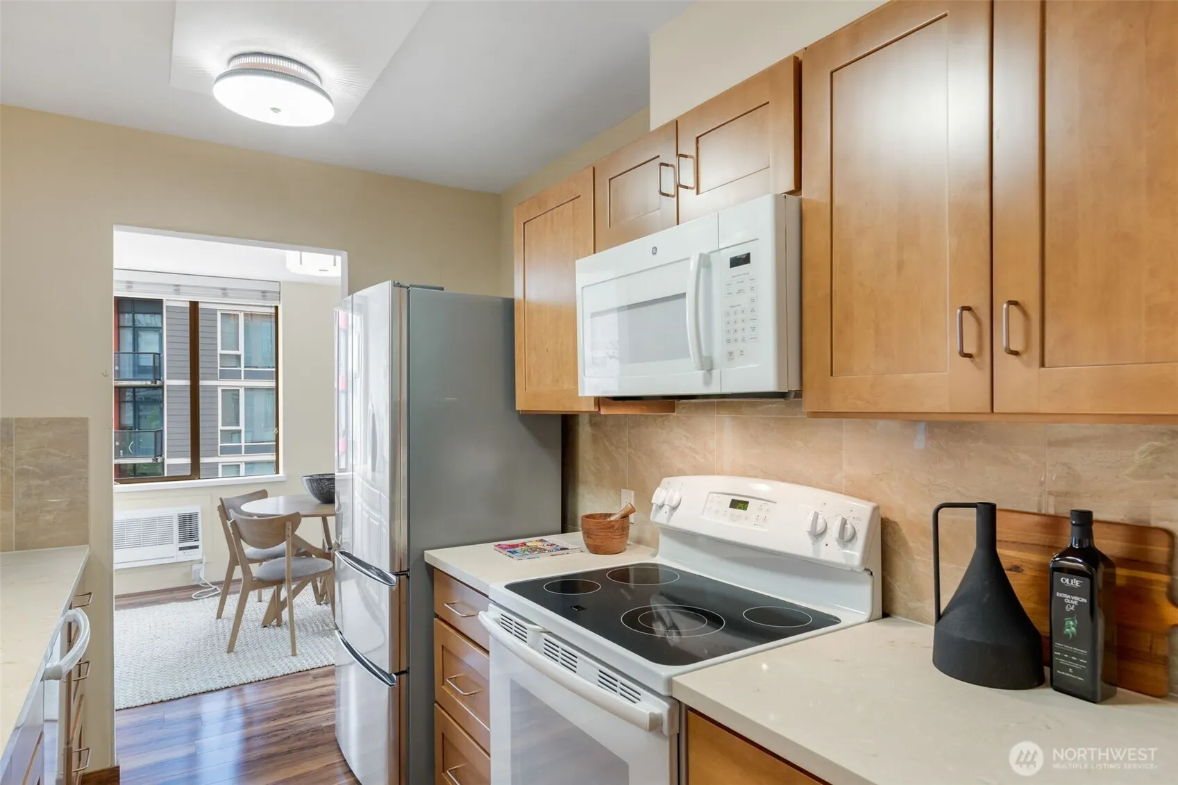 1120 8th Avenue #1003, Seattle, WA 98101